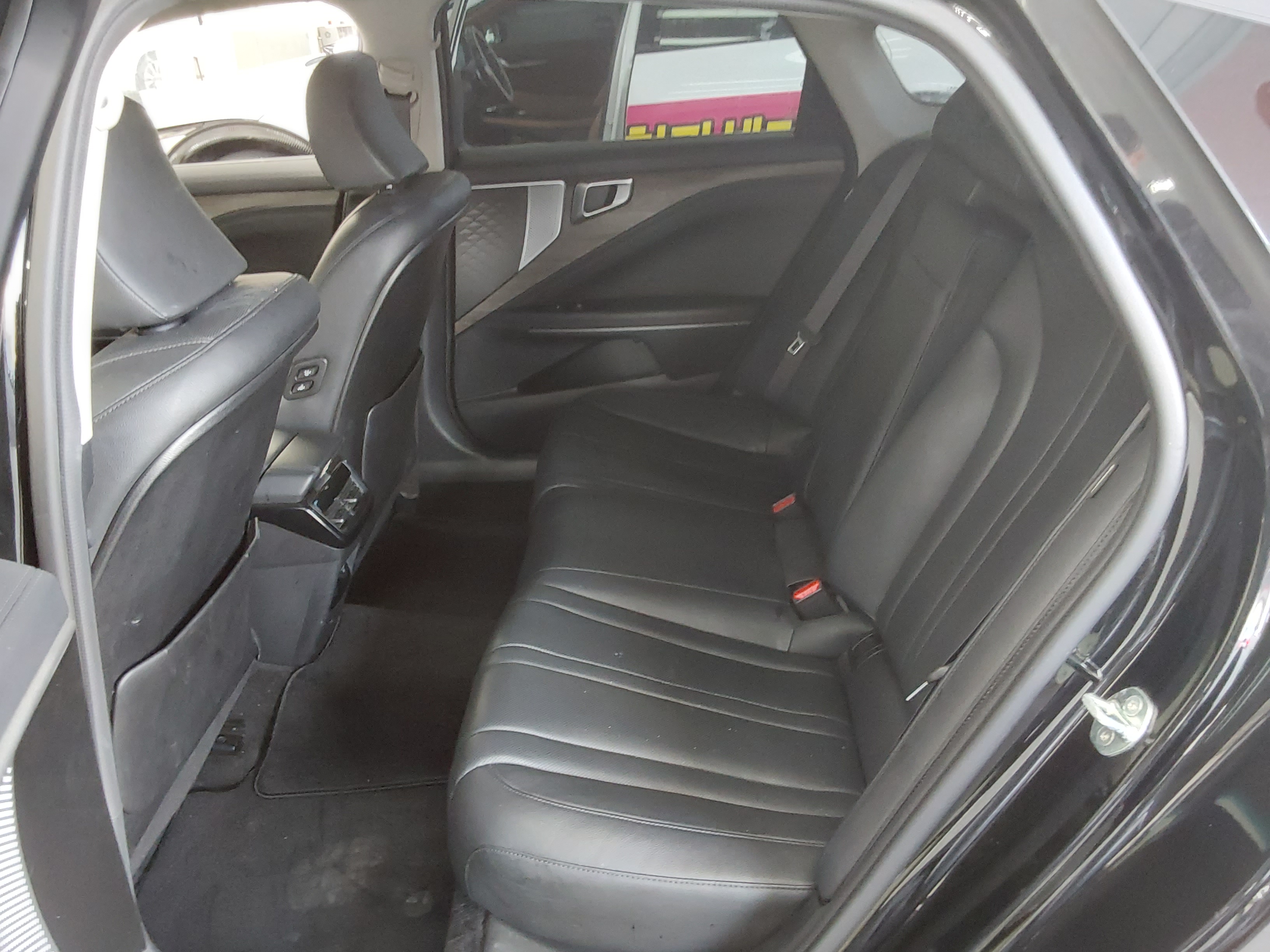 كيا K8 2022 - صورة 11