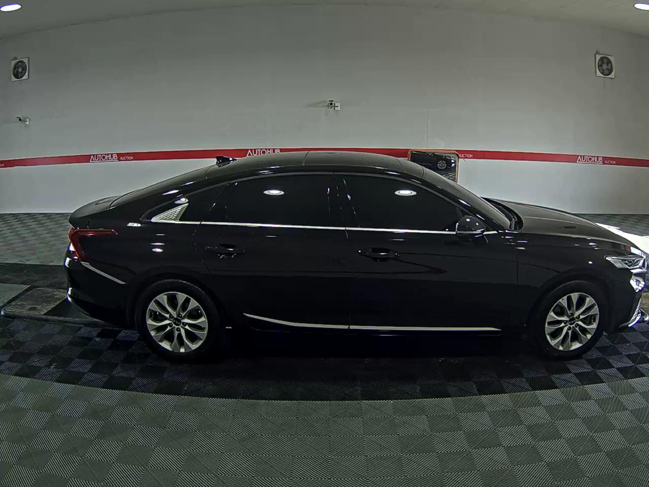 كيا K8 2022 - صورة 3