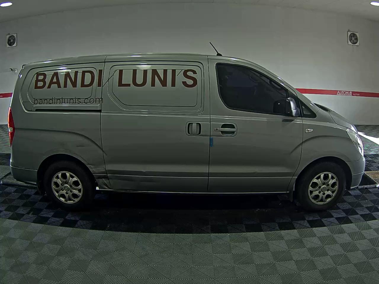 Hyundai  Grand Starex 2012 - Image 3