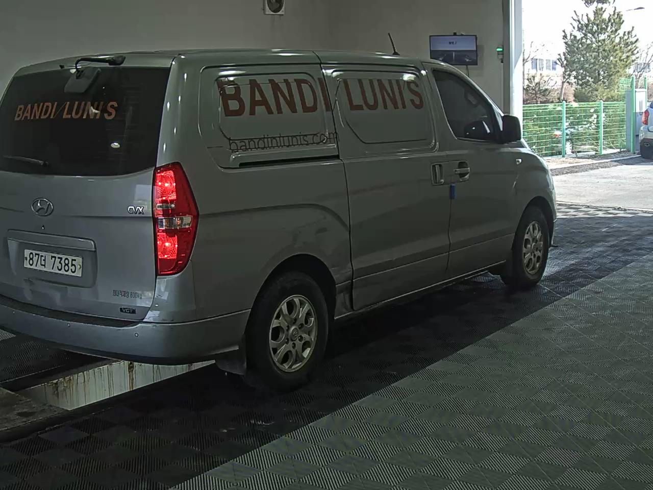 Hyundai  Grand Starex 2012 - Image 4