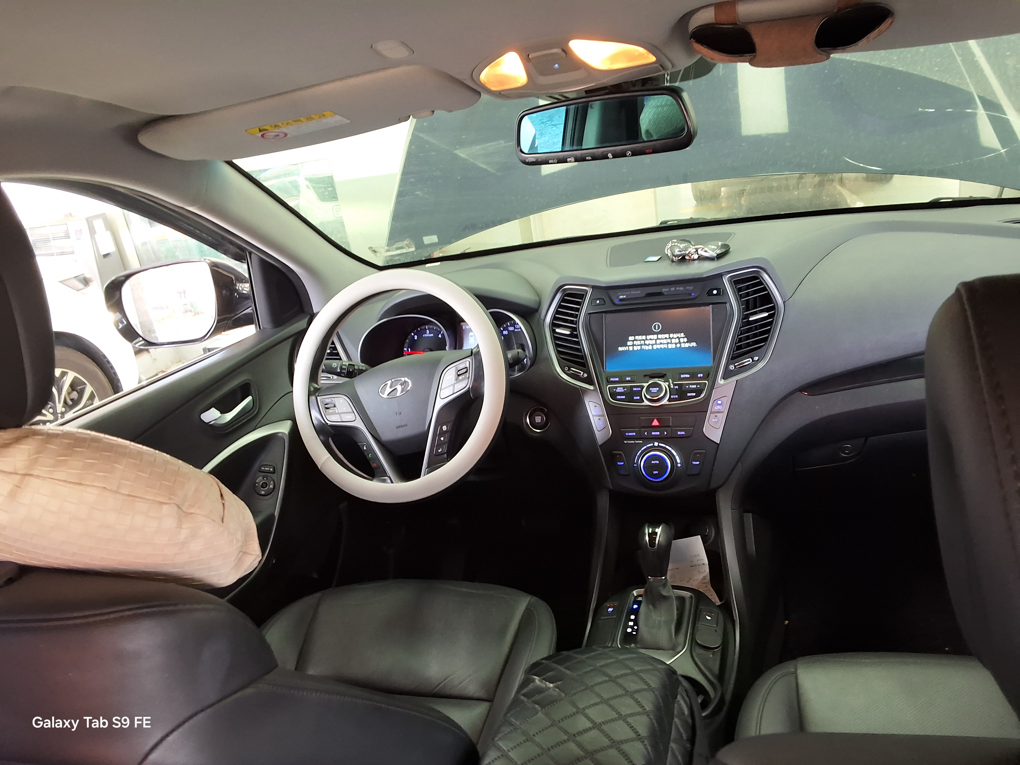 Hyundai Santa Fe 2014 - Image 10