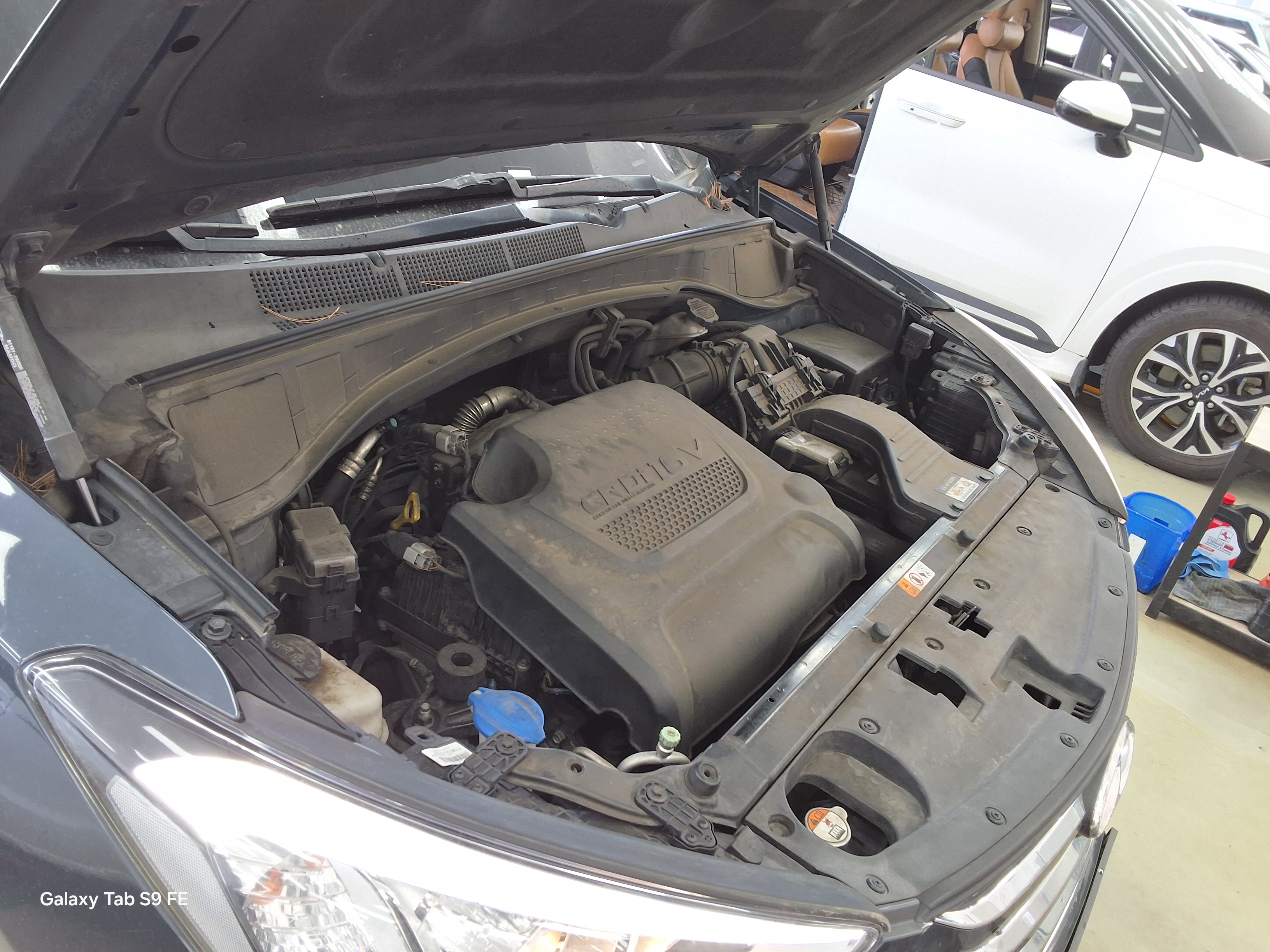 Hyundai Santa Fe 2014 - Image 19