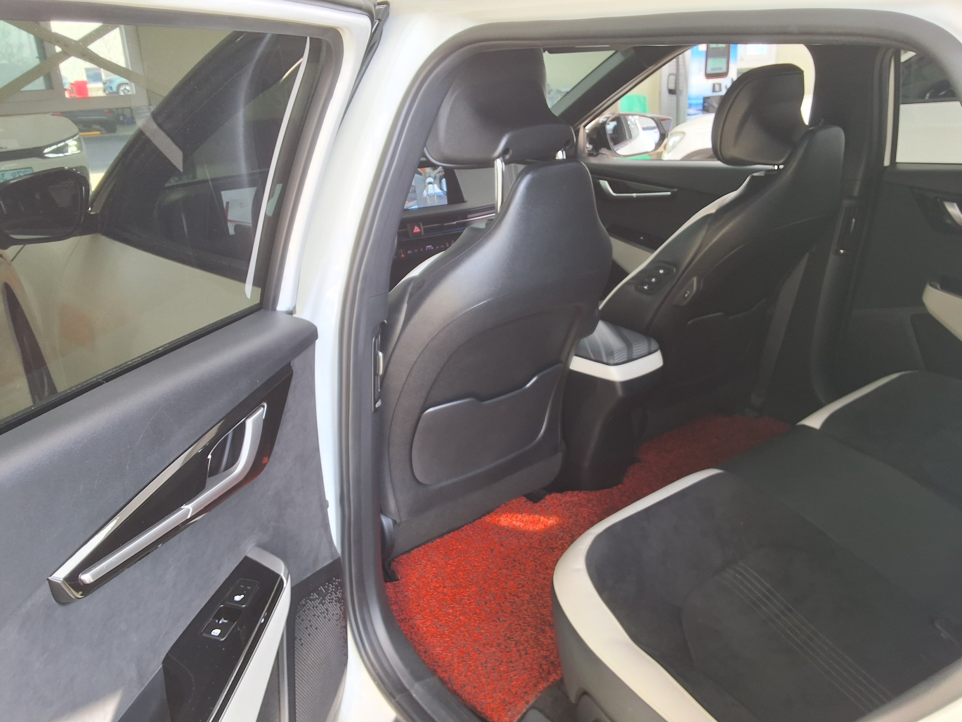 Kia EV6 2022 - Image 11