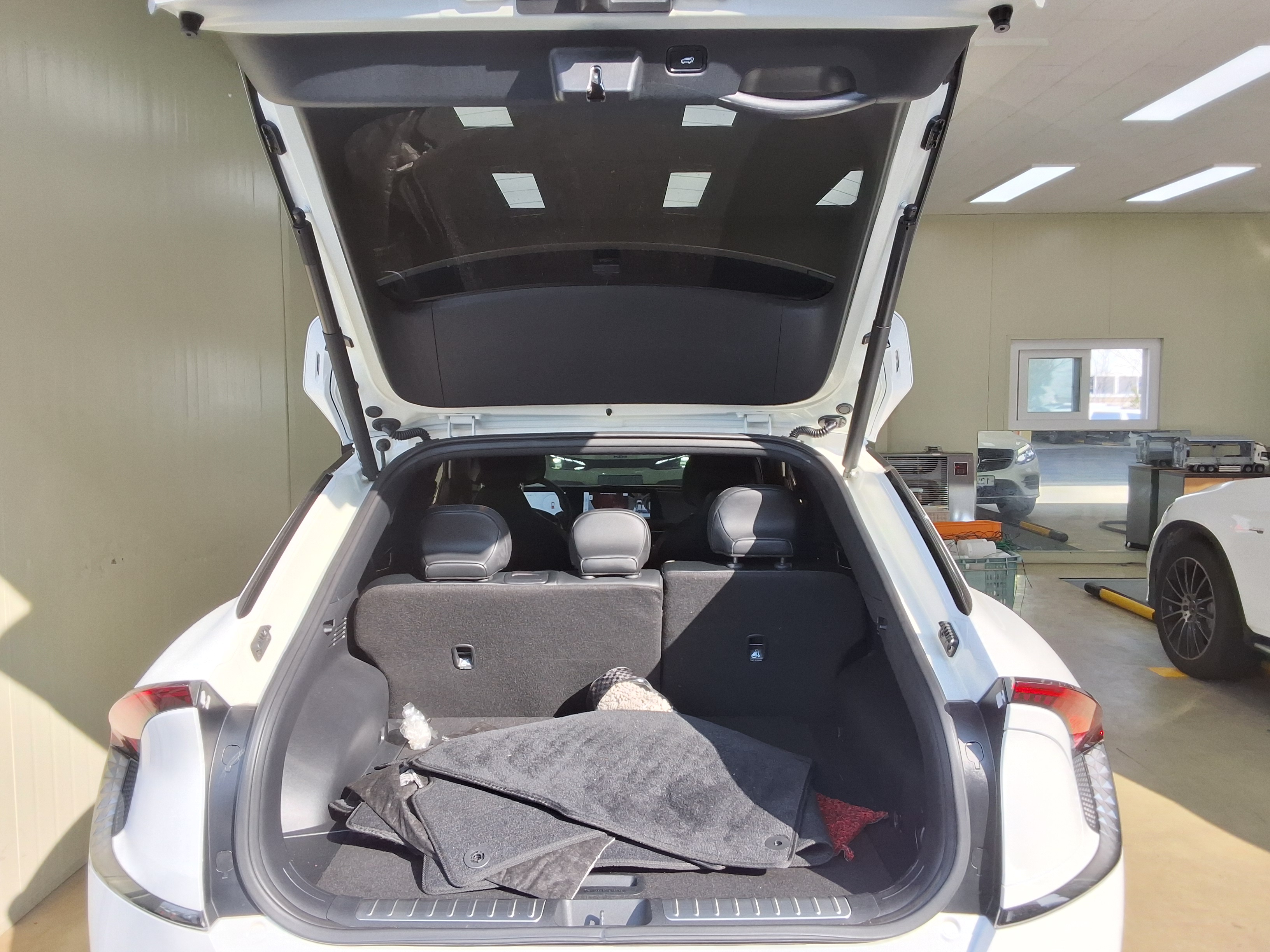 Kia EV6 2022 - Image 14