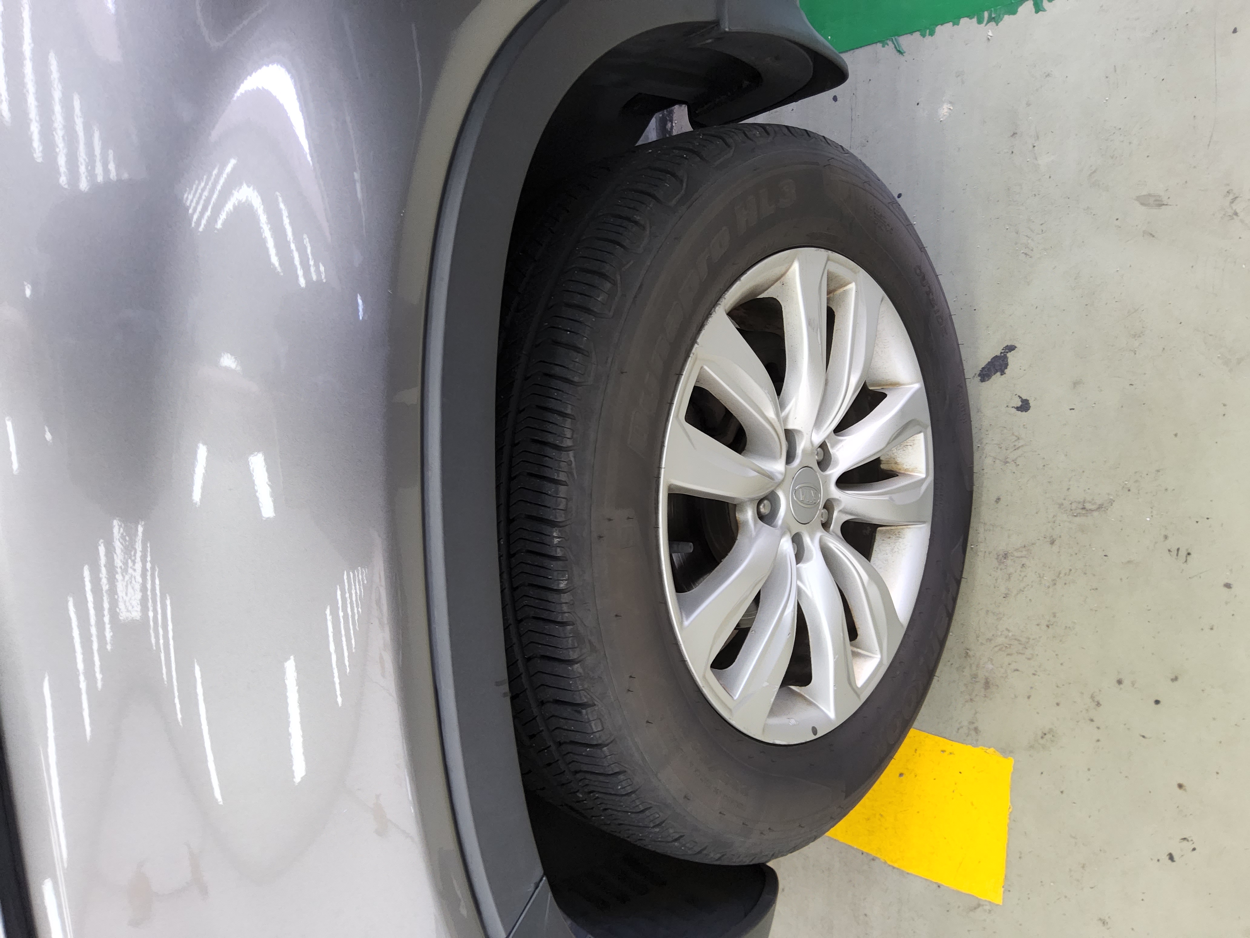 Kia Sorento 2011 - Image 18