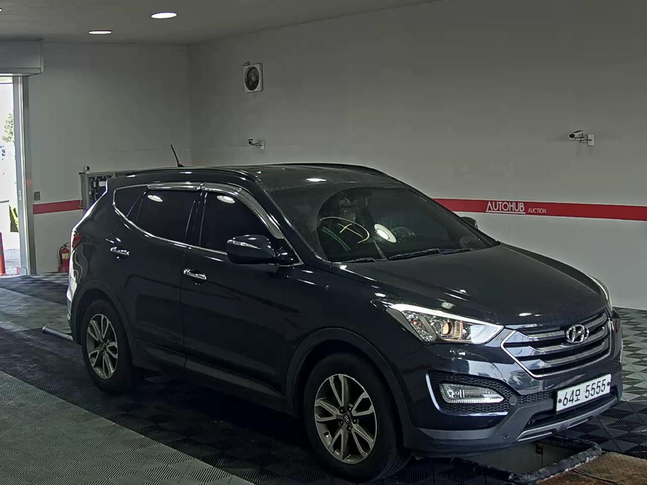 Hyundai Santa Fe 2014 - Image 2