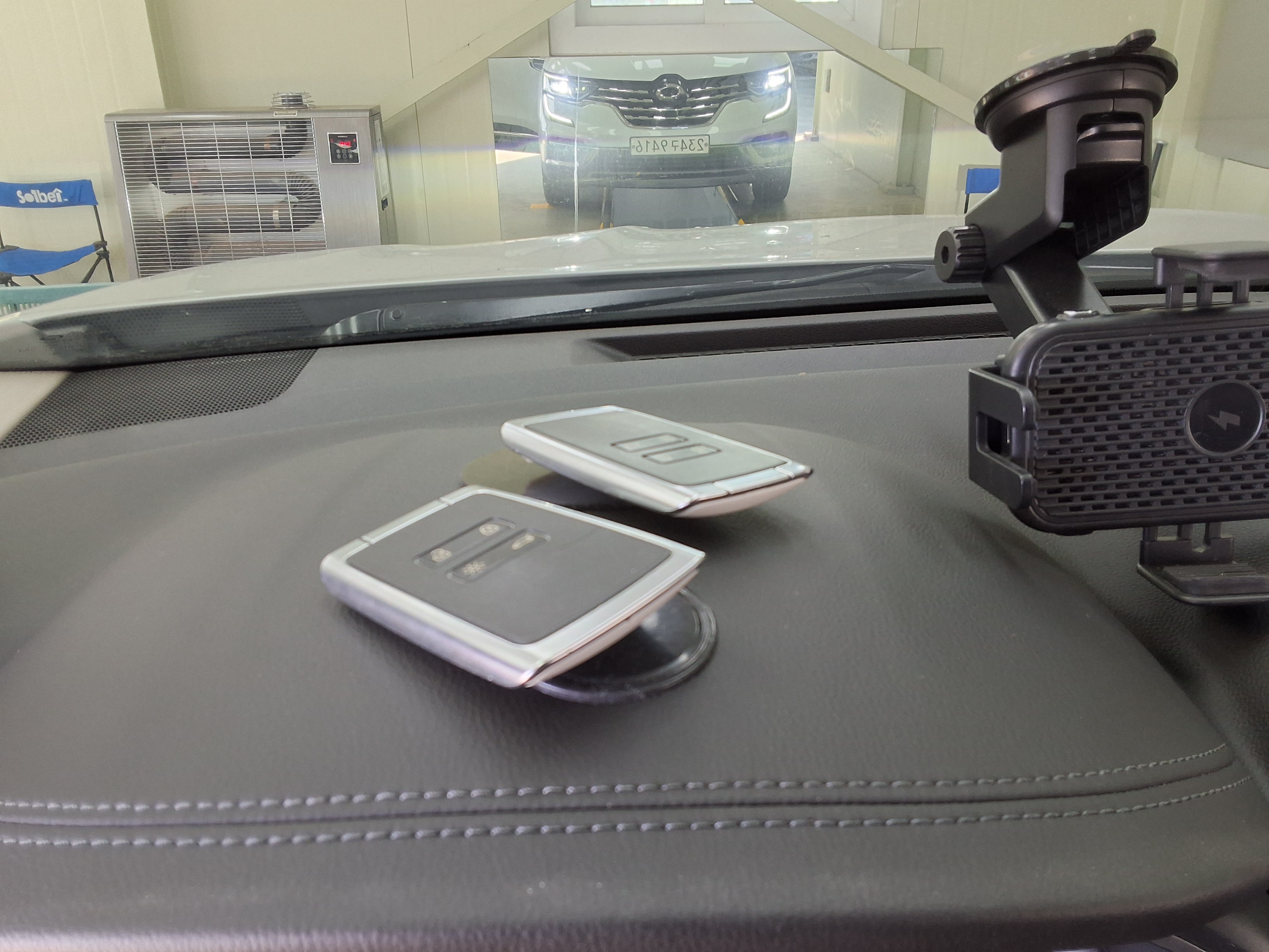 Renault 더 2020 - Image 16