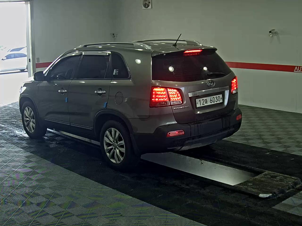 Kia Sorento 2011 - Image 5