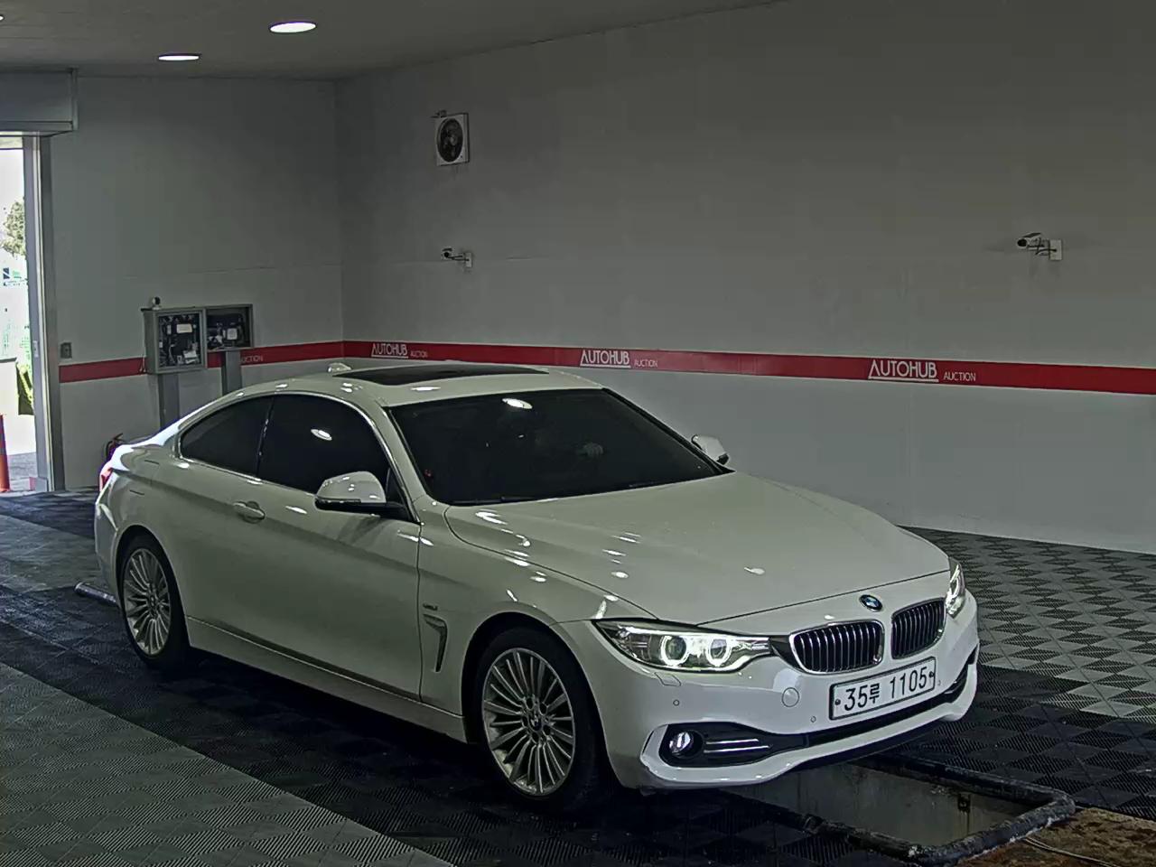 BMW 4 Series 2014 - Image 2