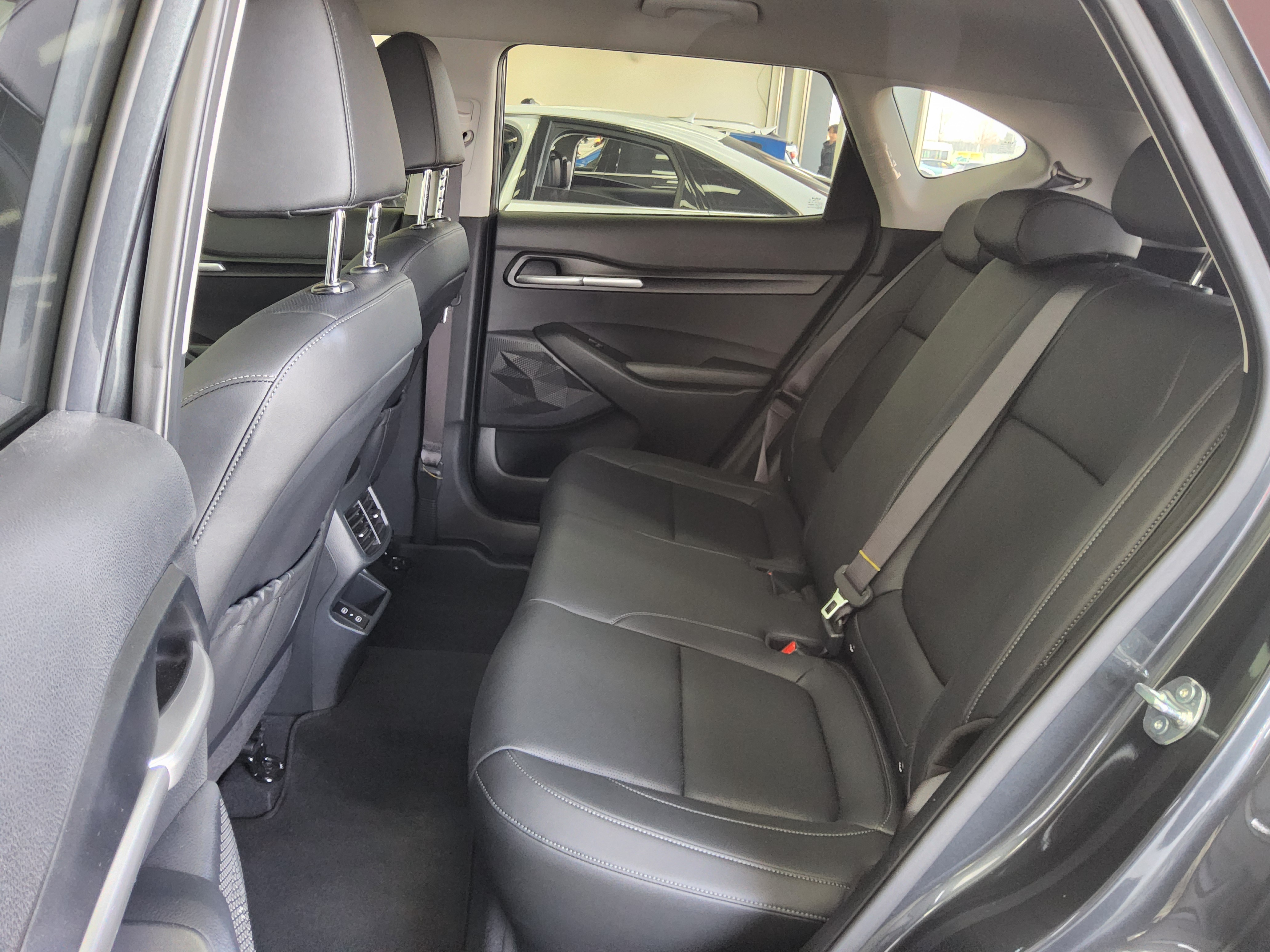 기아 더 2025 - 이미지 11