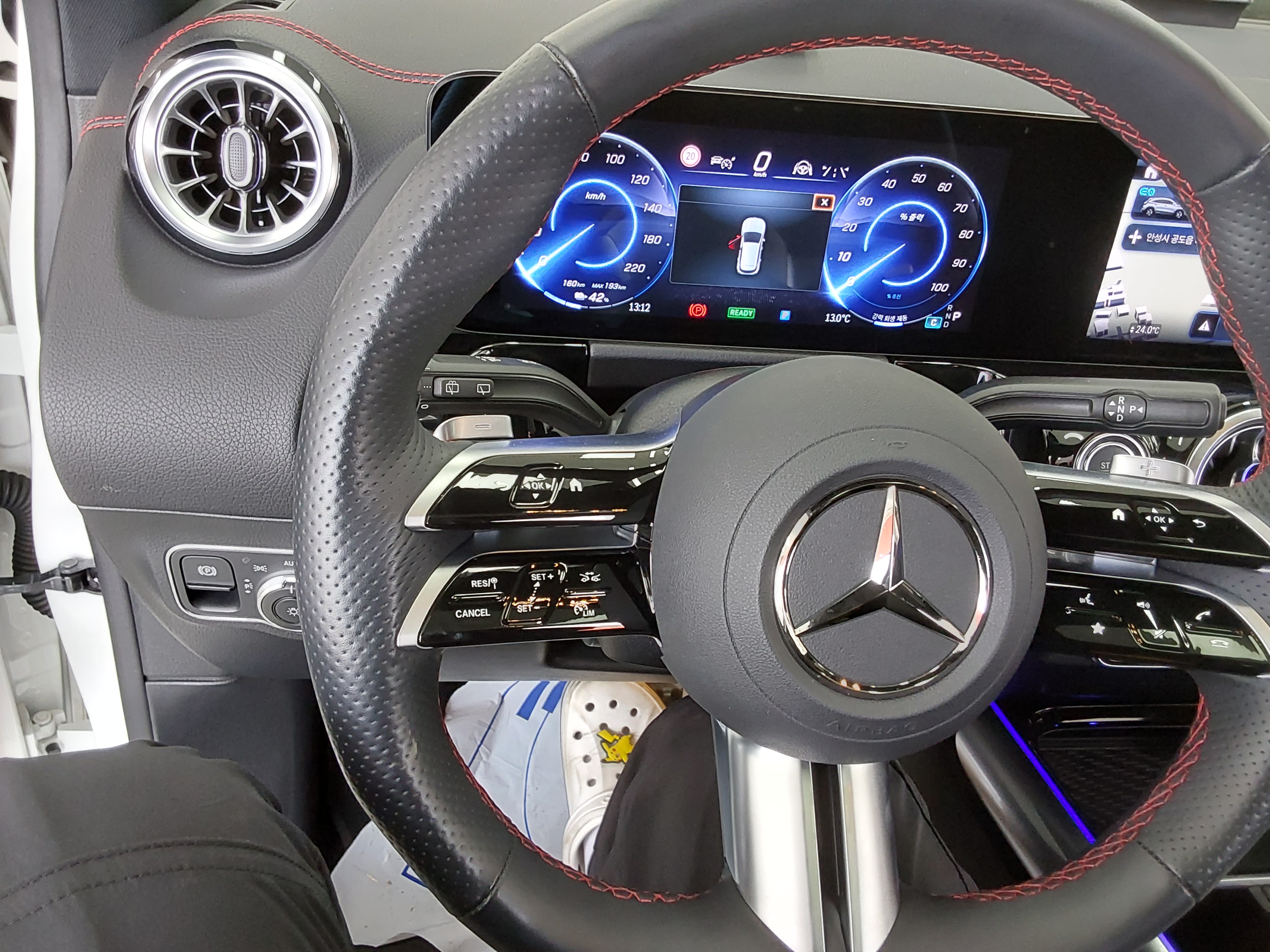 Mercedes-Benz EQA 2025 - Image 18