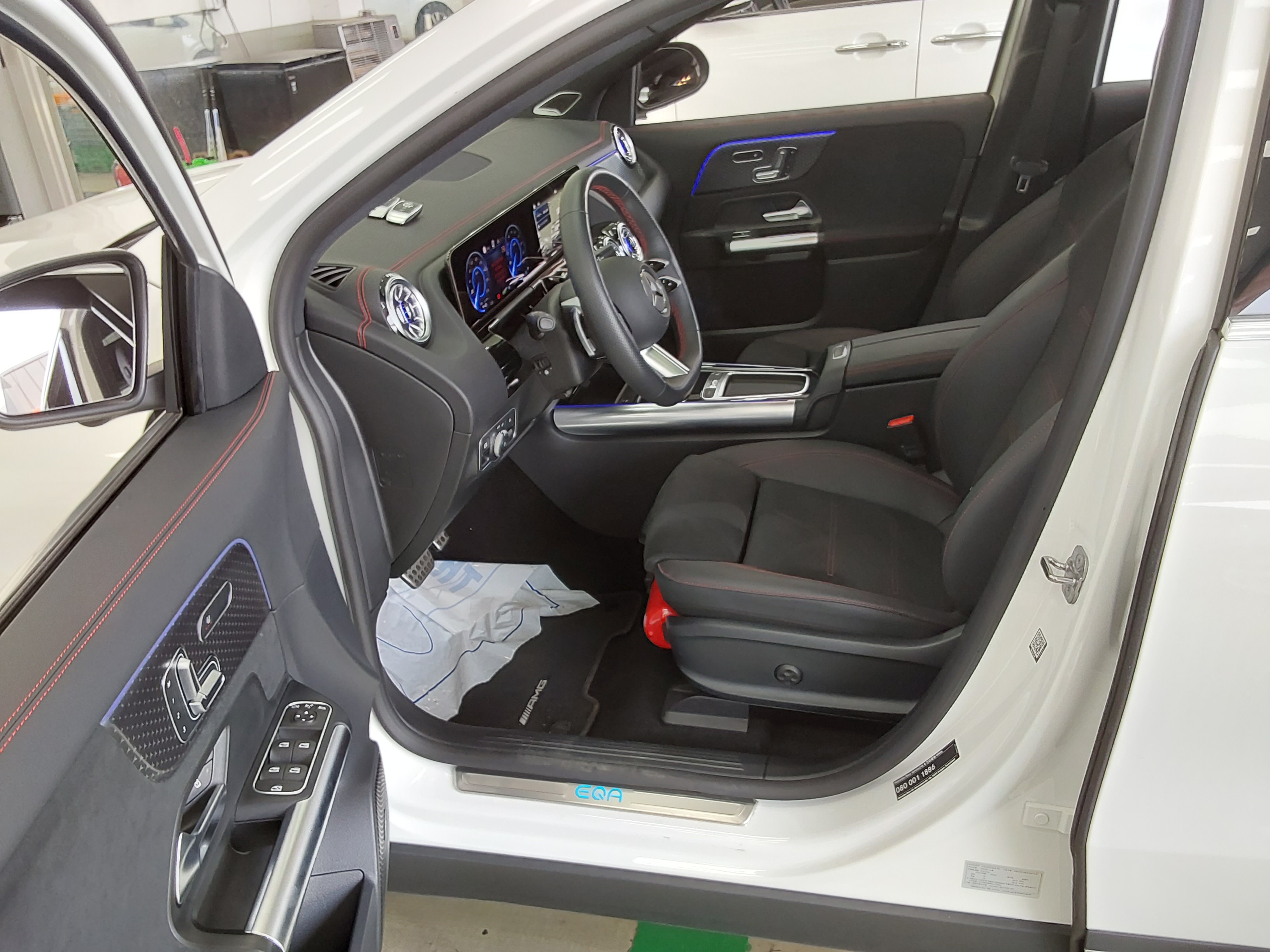 Mercedes-Benz EQA 2025 - Image 9