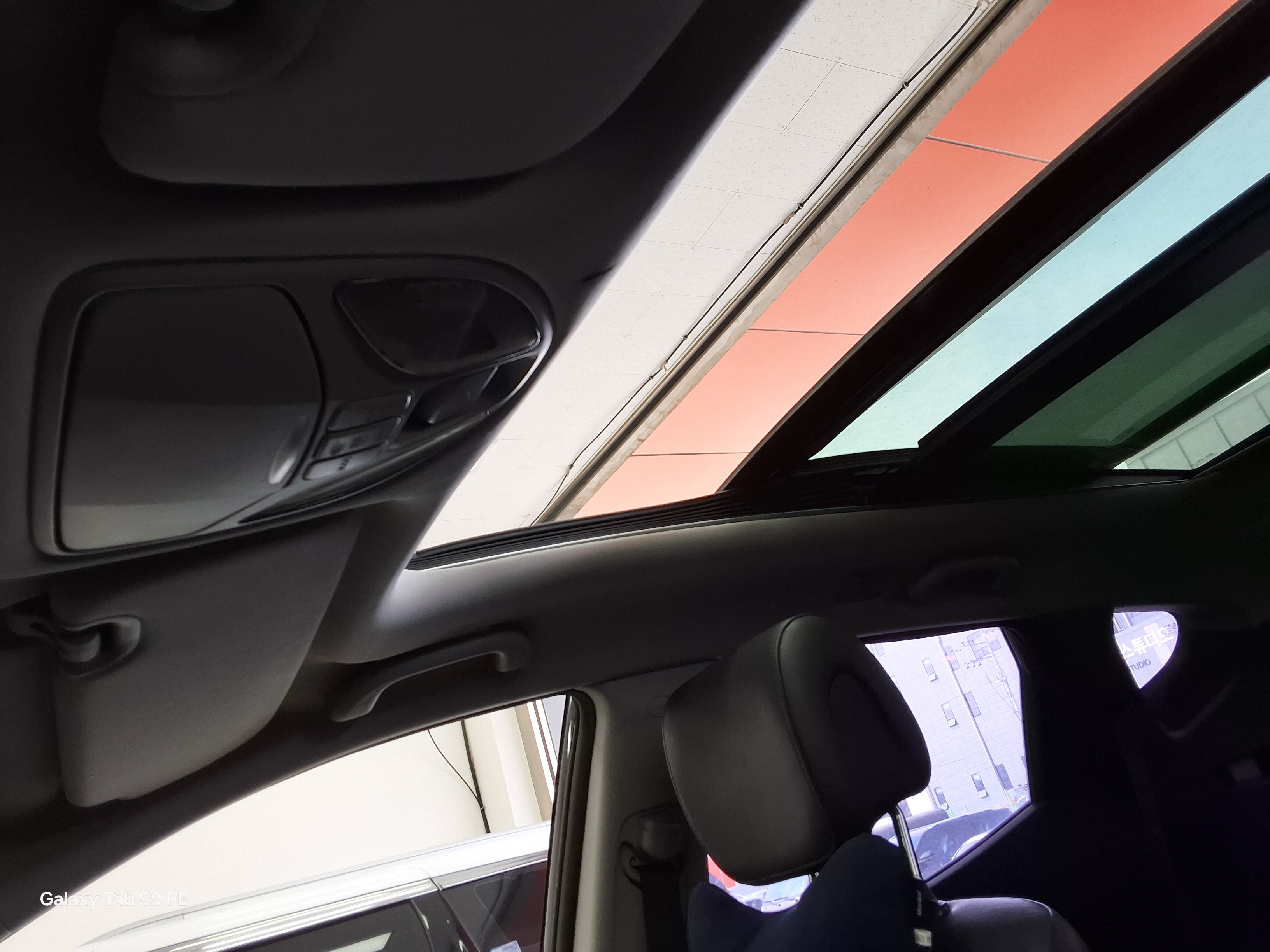 Hyundai Santa Fe 2013 - Image 20