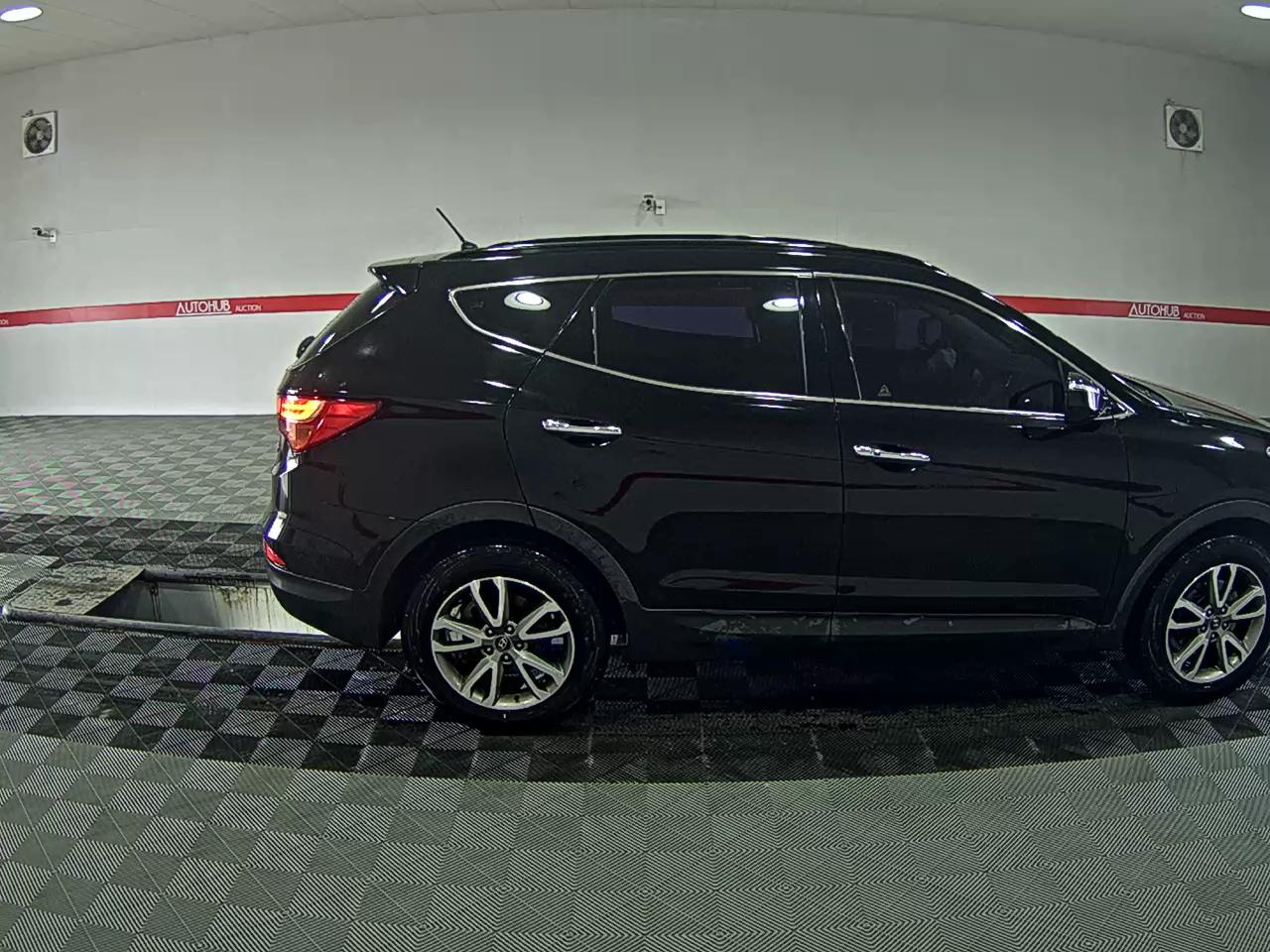 Hyundai Santa Fe 2013 - Image 3