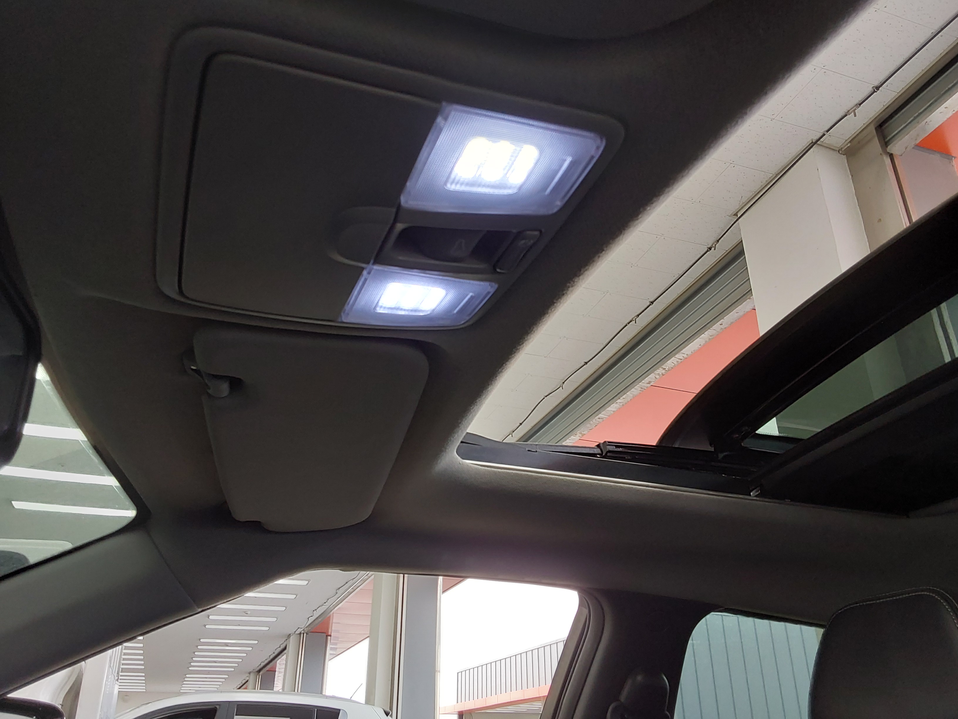 Hyundai Veloster 2013 - Image 15