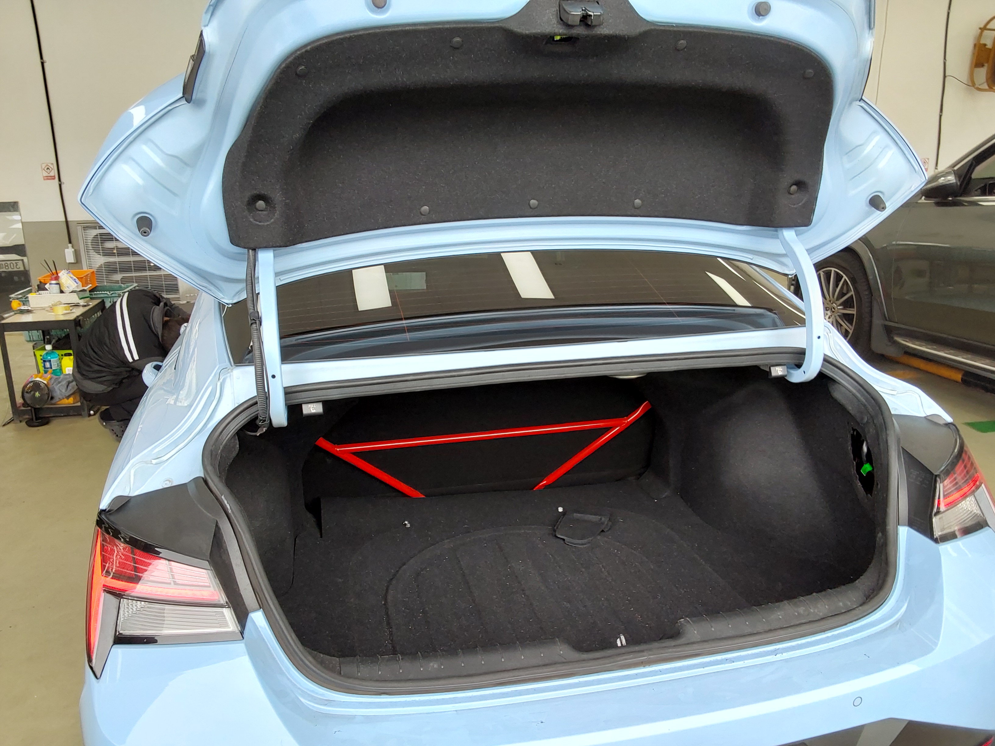 Hyundai Elantra 2022 - Image 14