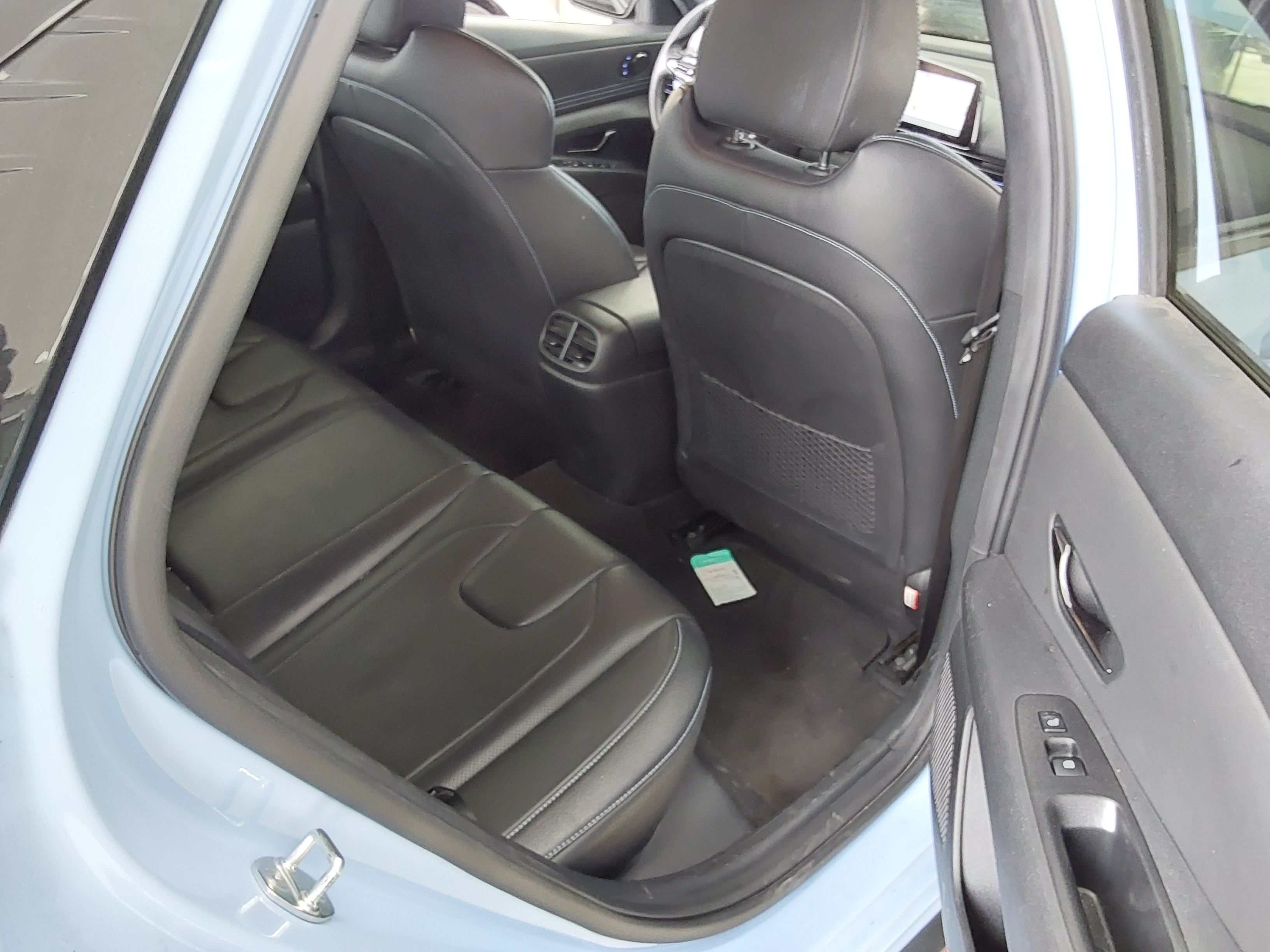 Hyundai Elantra 2022 - Image 12