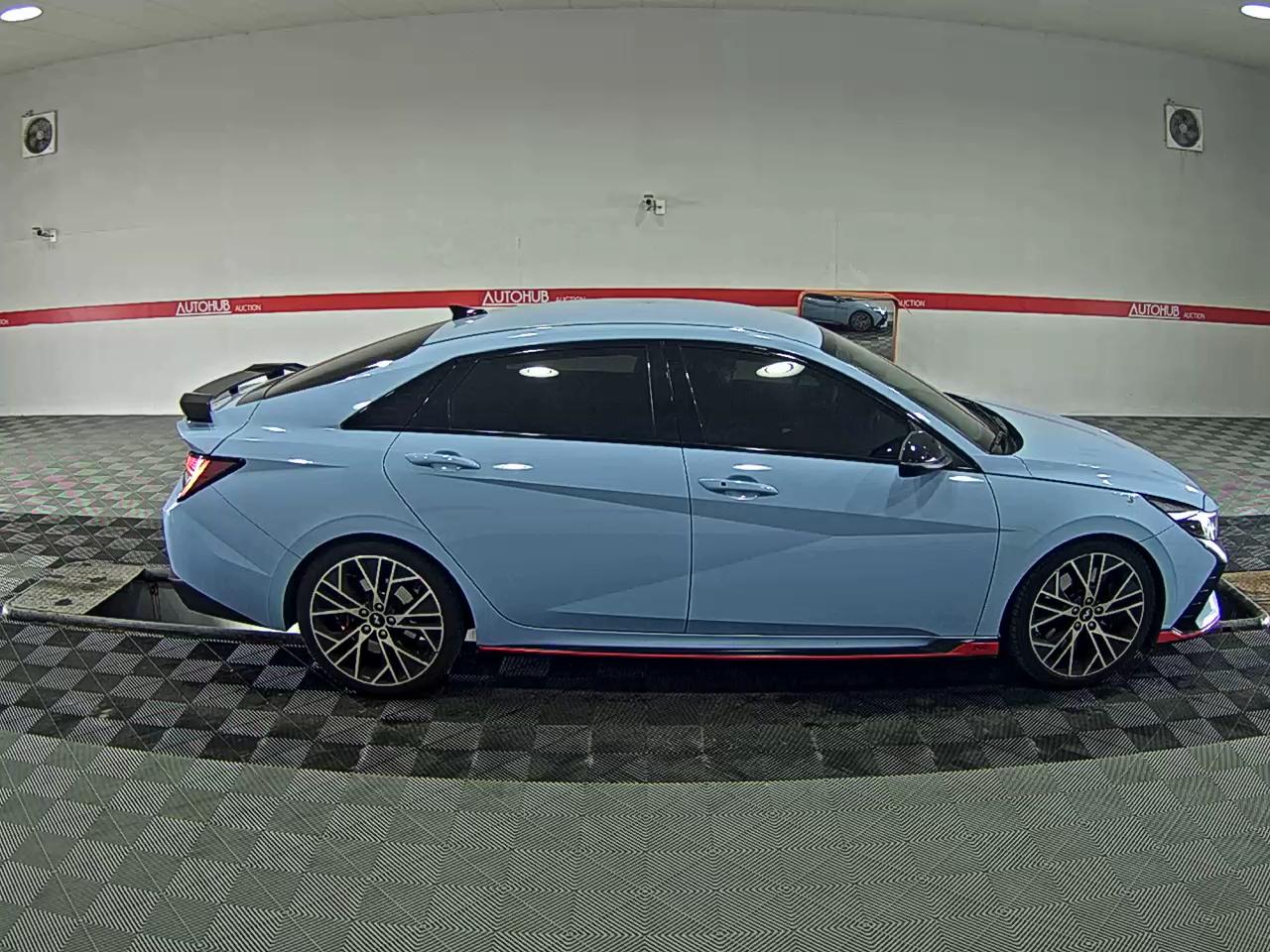 Hyundai Elantra 2022 - Image 3