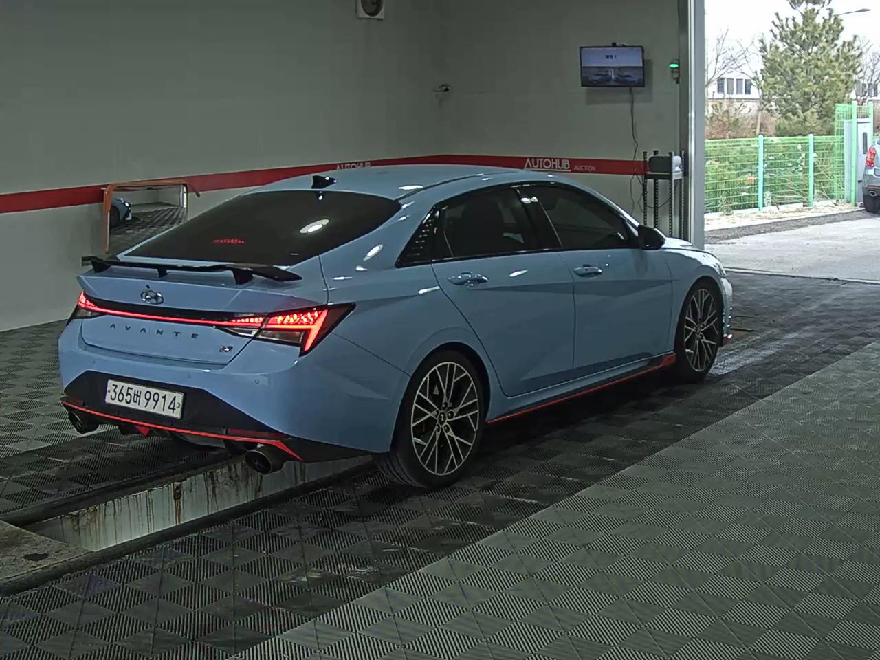 Hyundai Elantra 2022 - Image 4