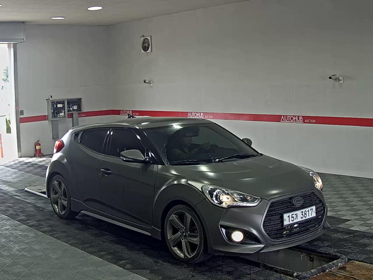 Hyundai Veloster 2013 - Image 2