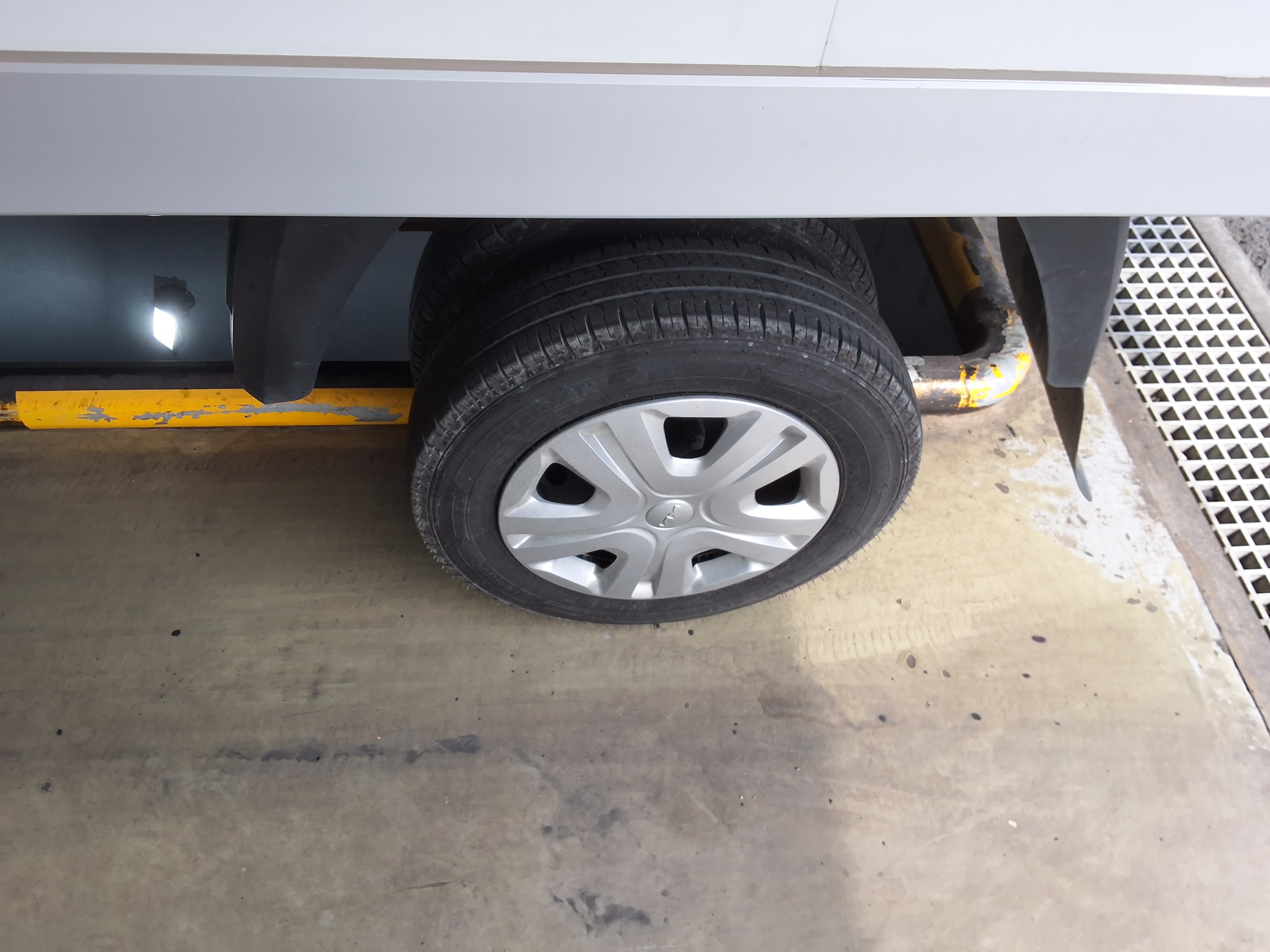 كرايسلر شحن 2022 - صورة 16