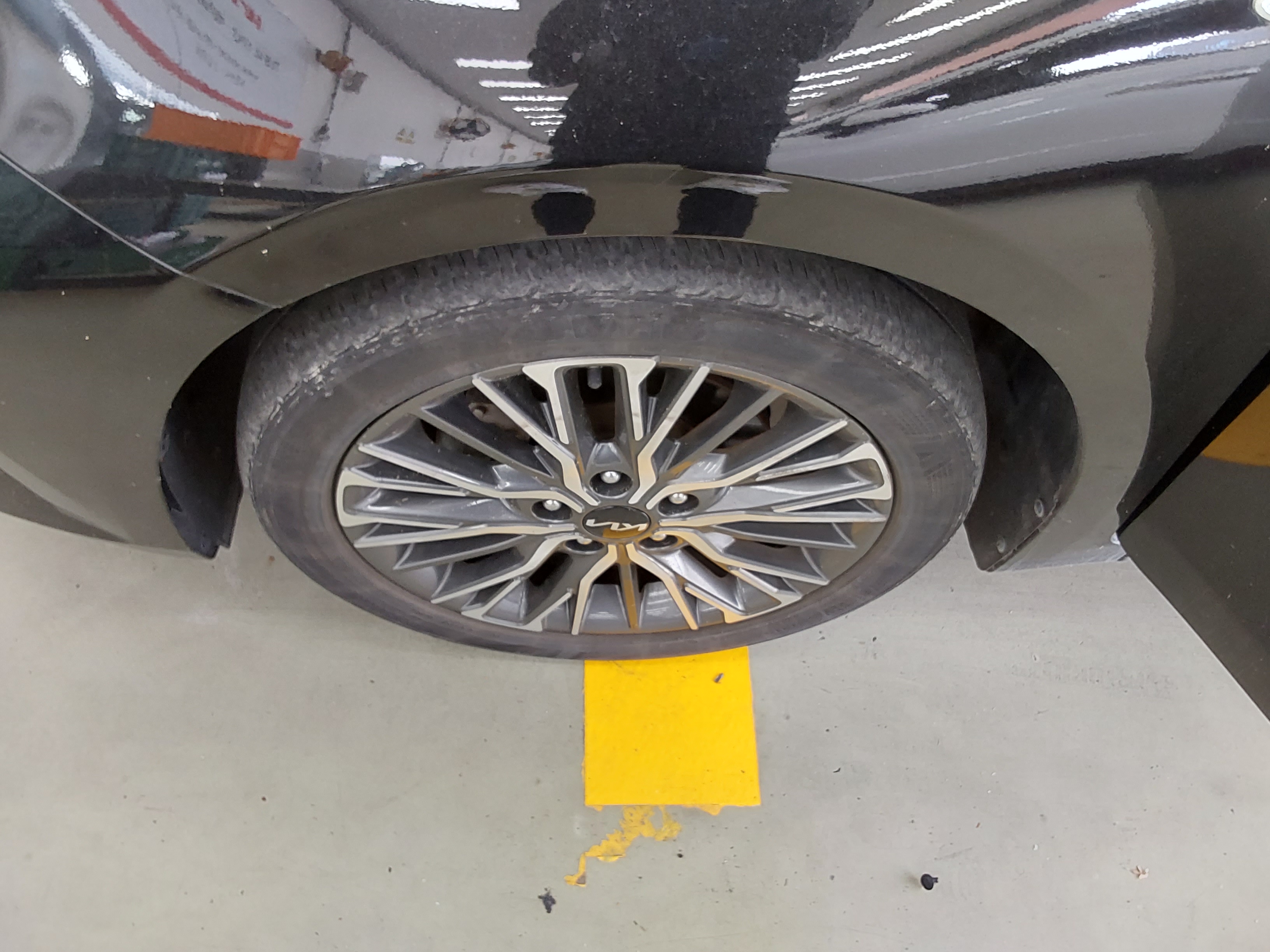 Kia K3 2022 - Image 19