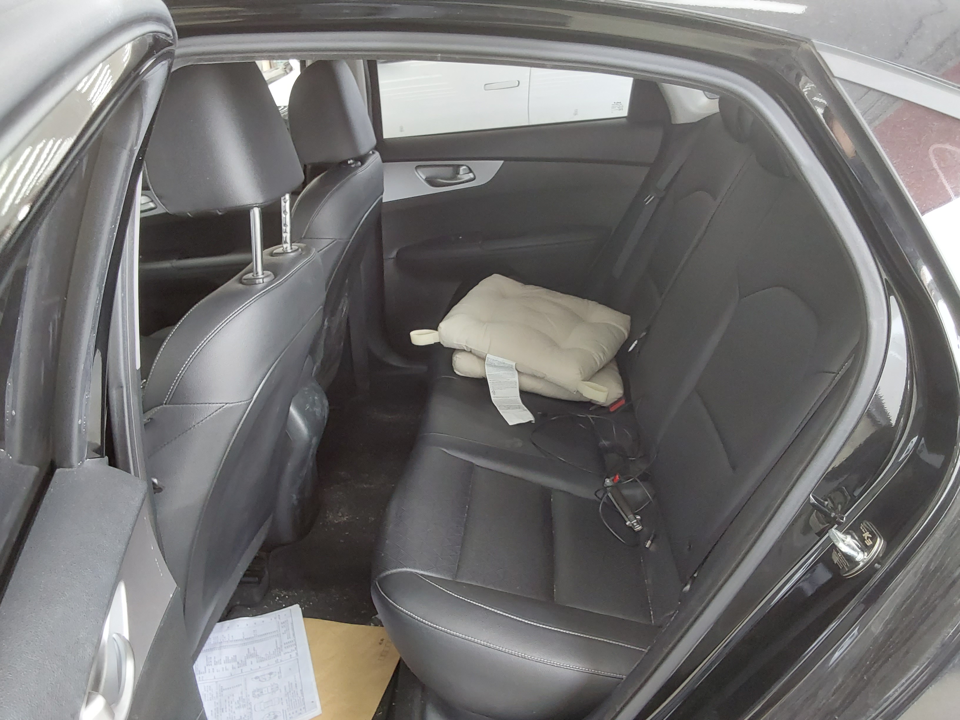 Kia K3 2022 - Image 11