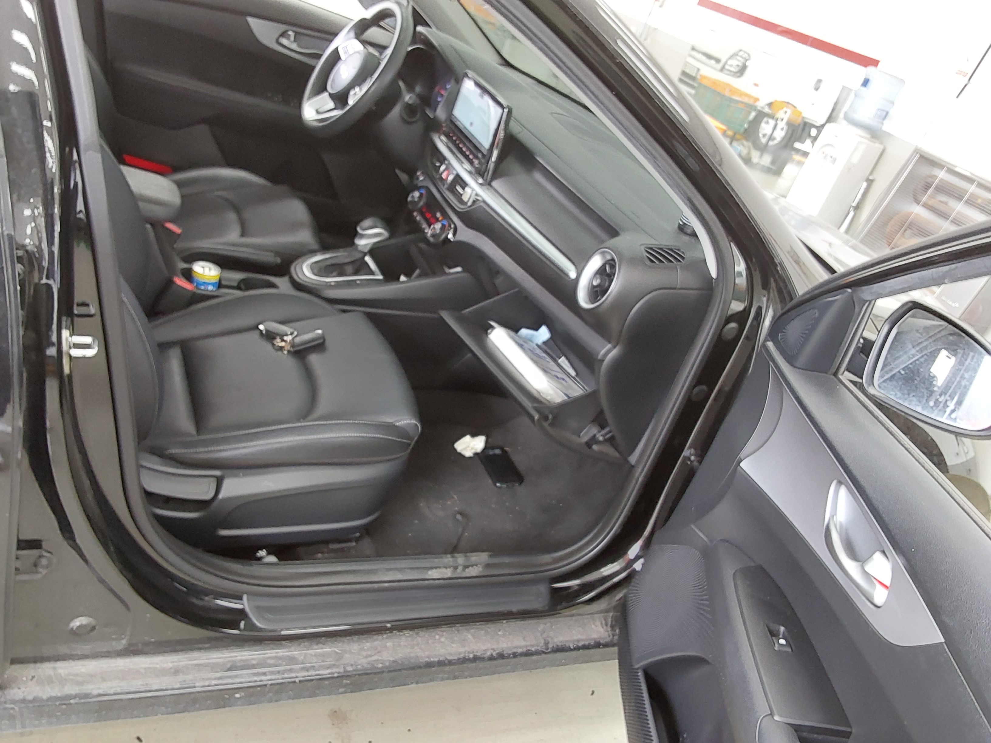 Kia K3 2022 - Image 13