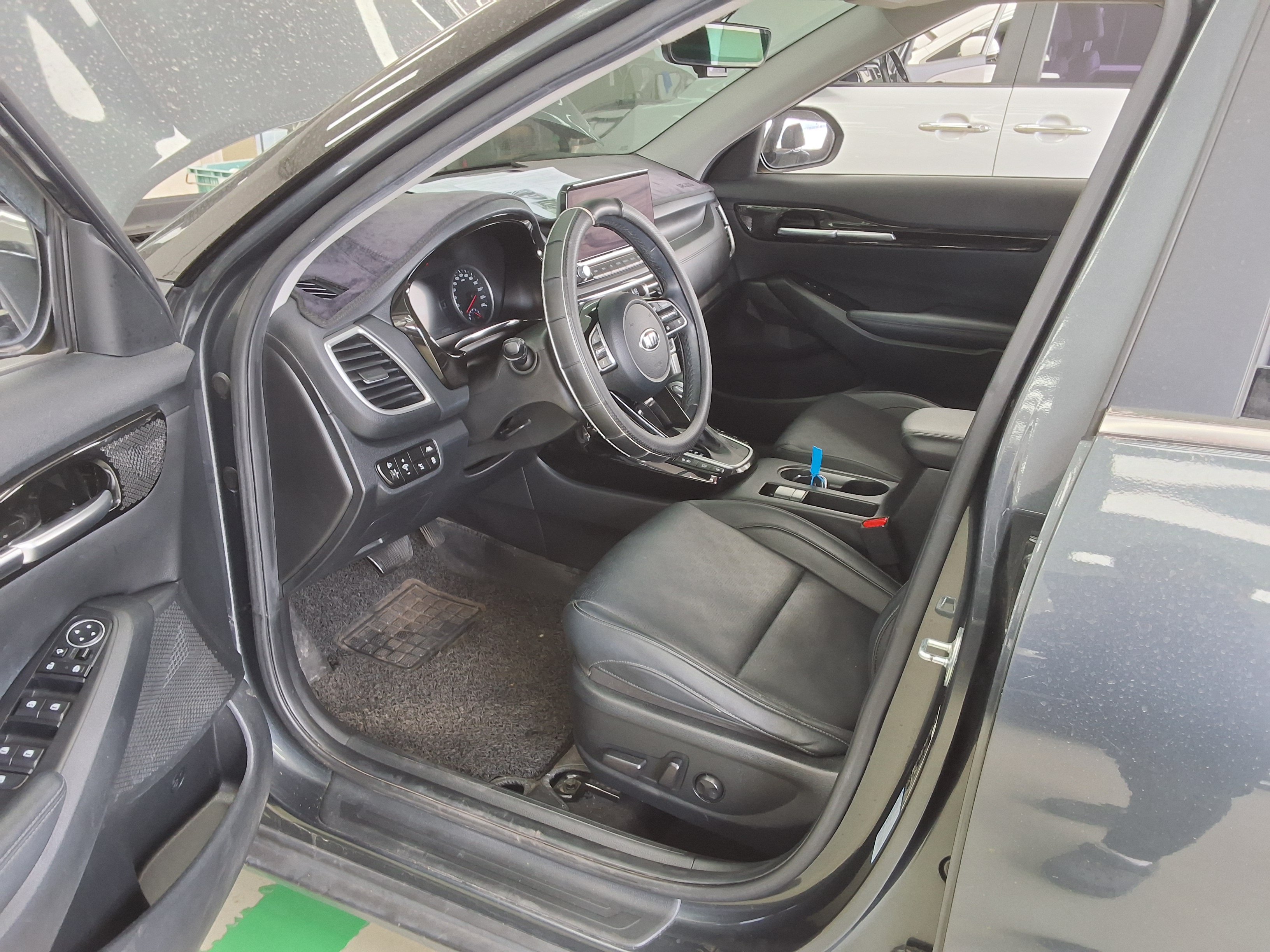 Kia Seltos 2022 - Image 9