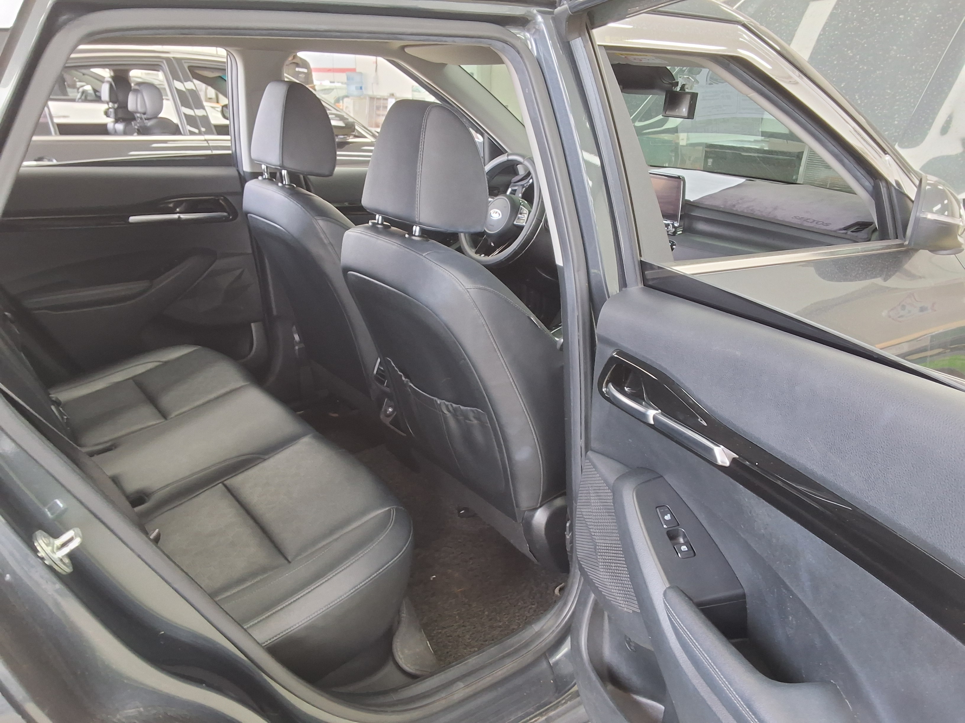 Kia Seltos 2022 - Image 12