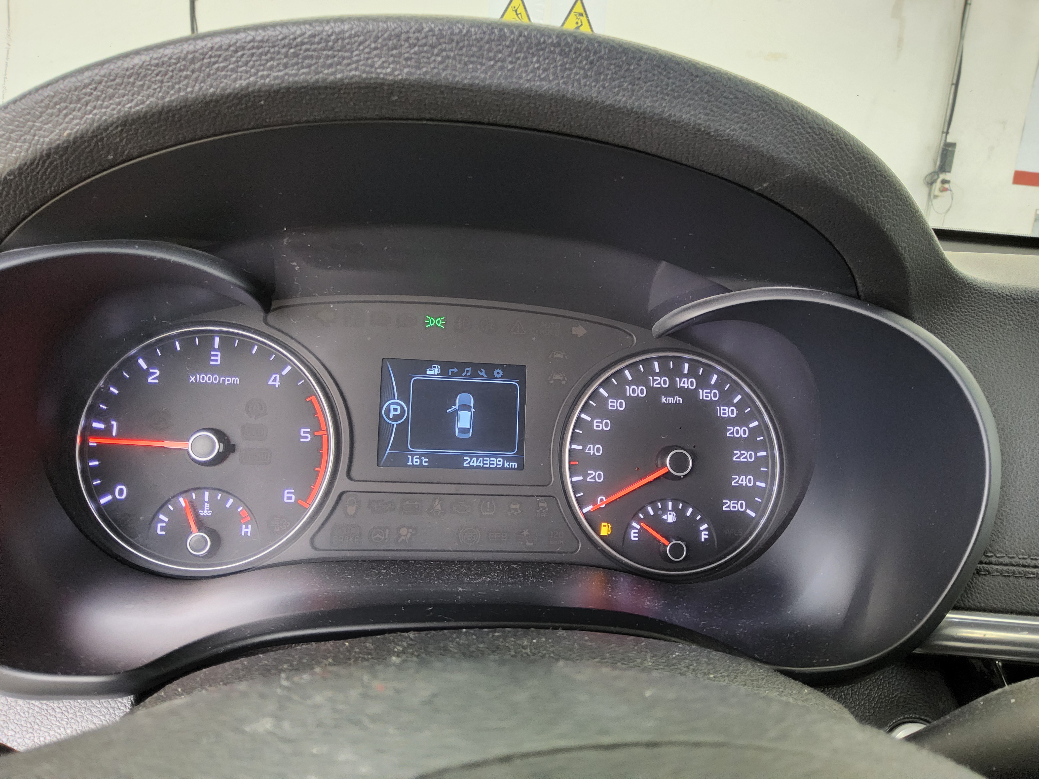 Kia K5 2016 - Image 8