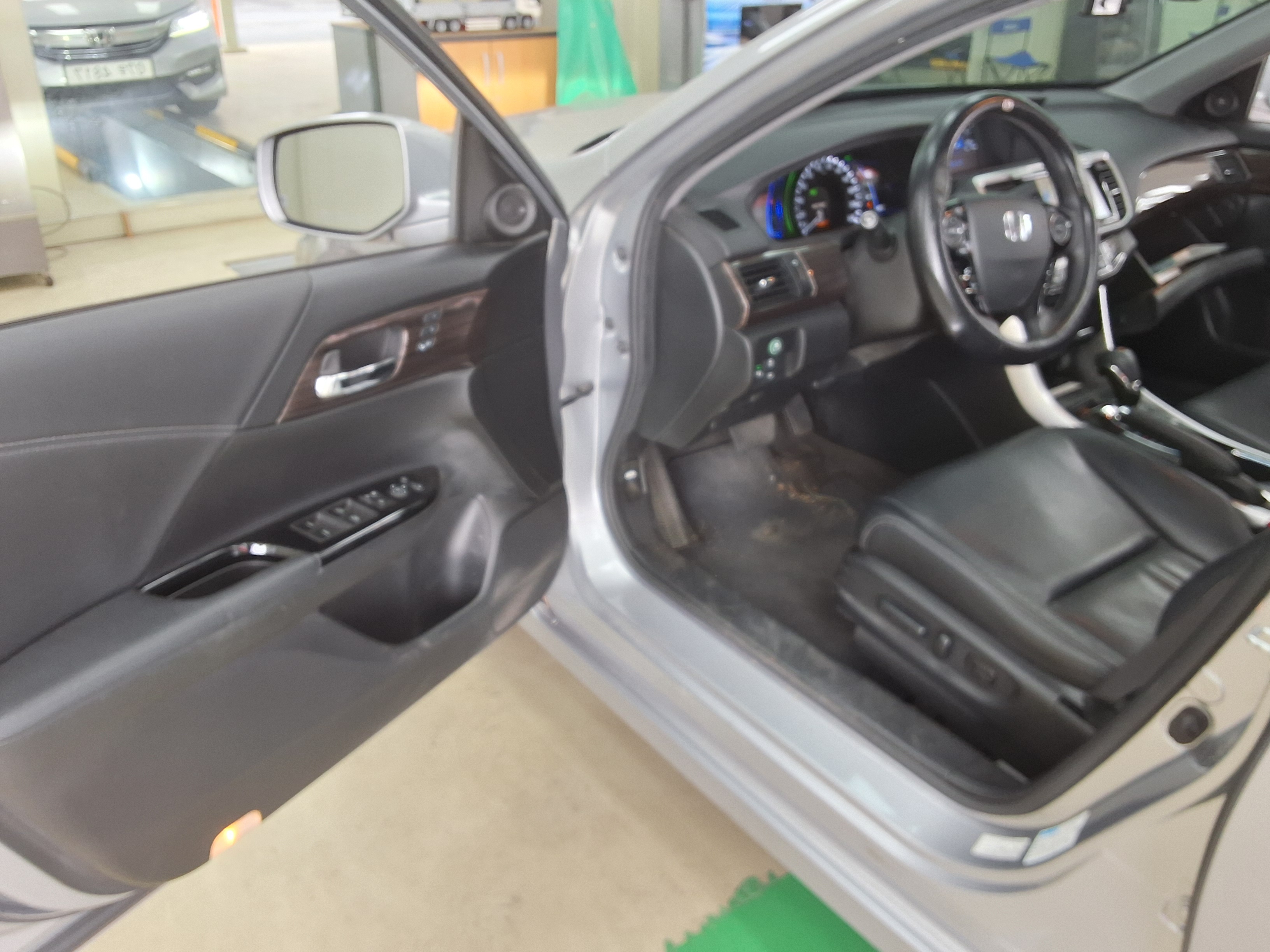 هوندا أكورد 2017 - صورة 9