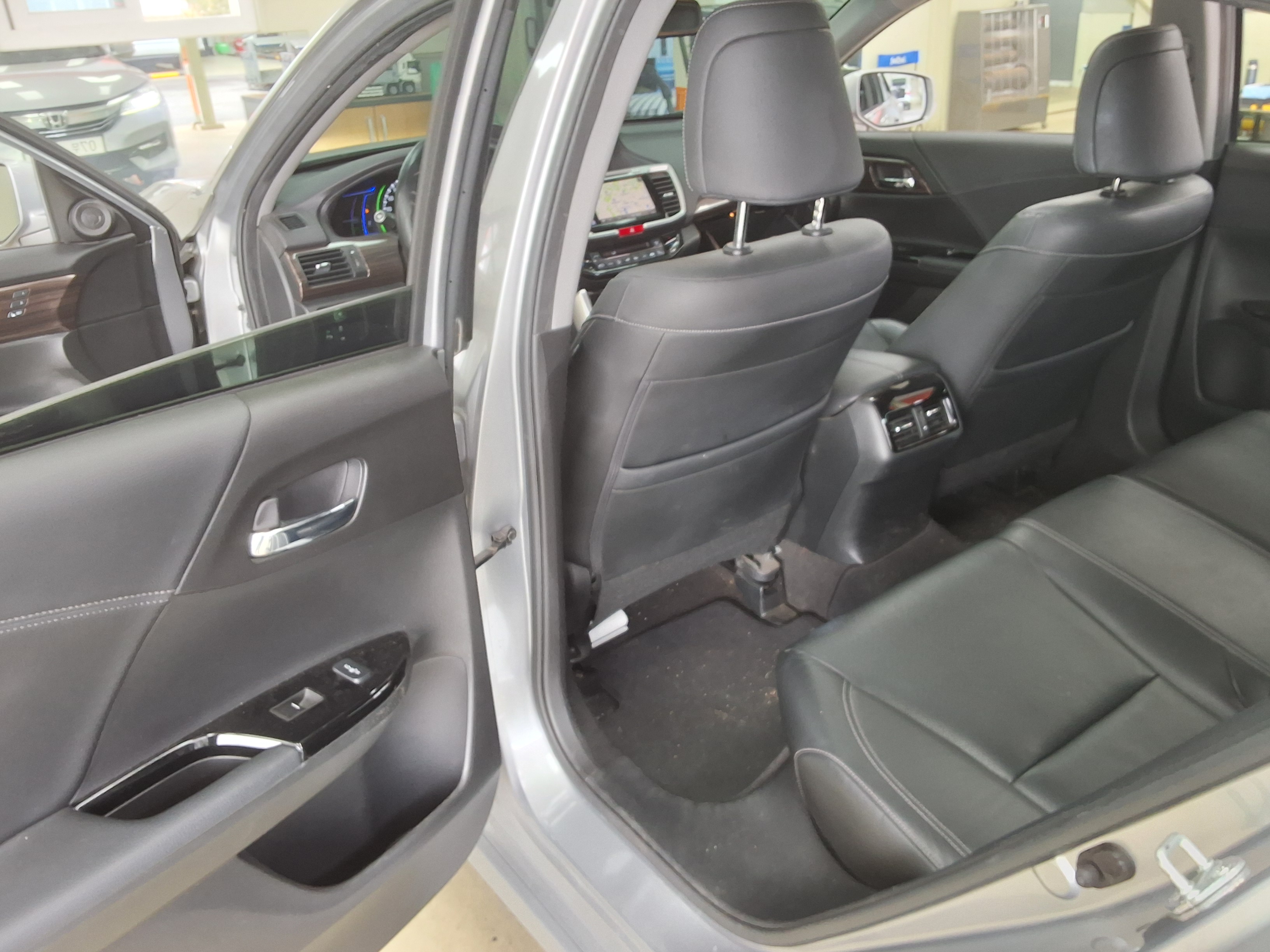 هوندا أكورد 2017 - صورة 11