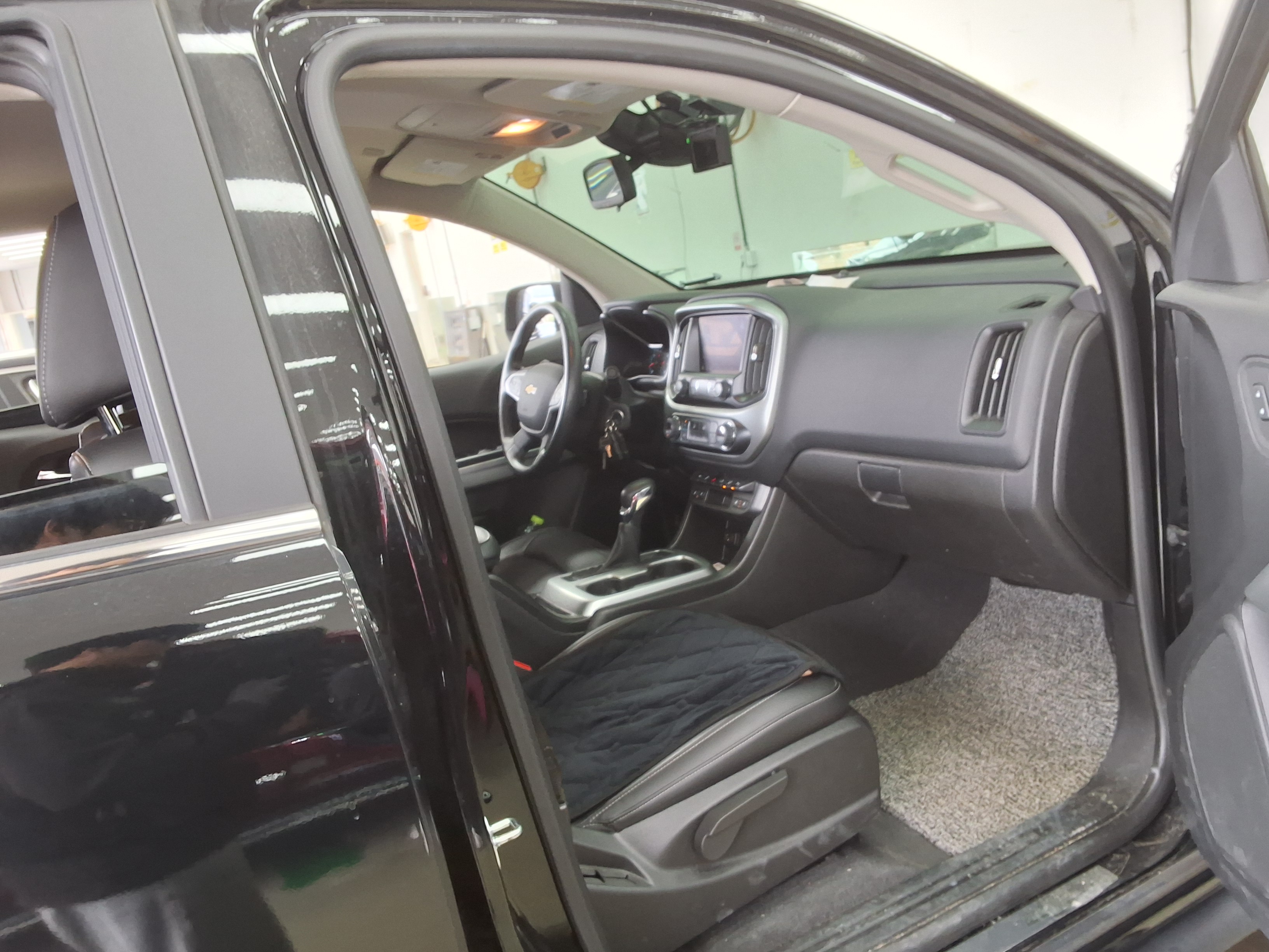 جنرال موتورز كوريا كولورادو 2022 - صورة 13