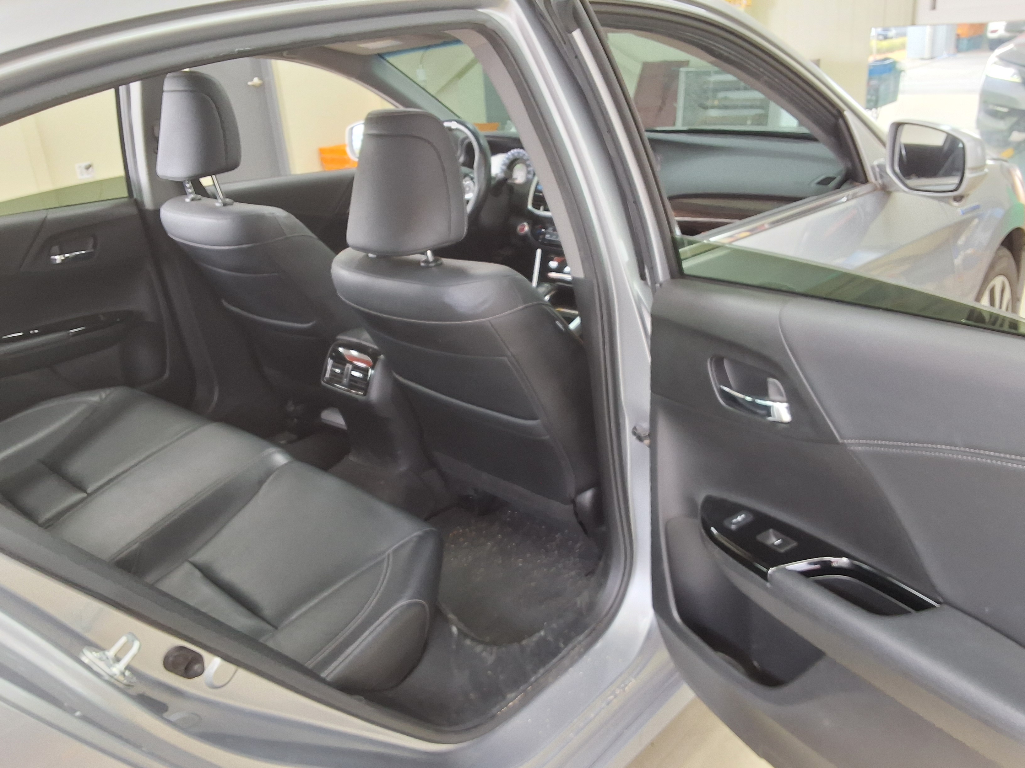 هوندا أكورد 2017 - صورة 12