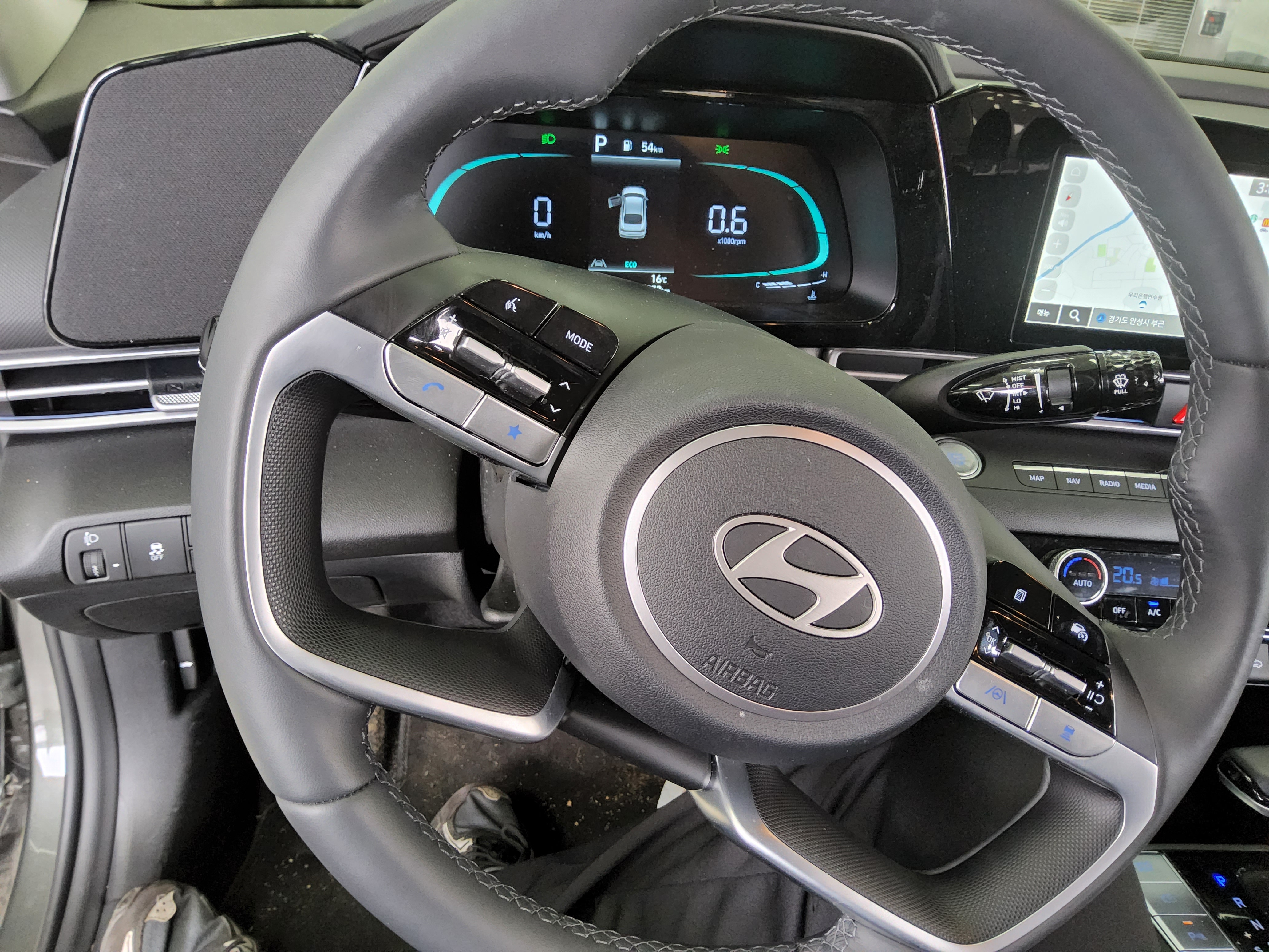 Hyundai  더 2026 - Image 16