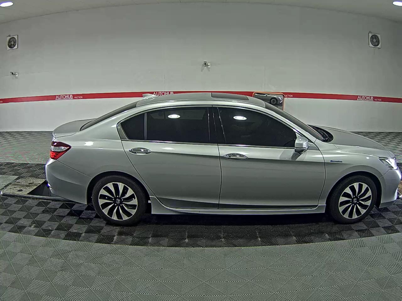 هوندا أكورد 2017 - صورة 3