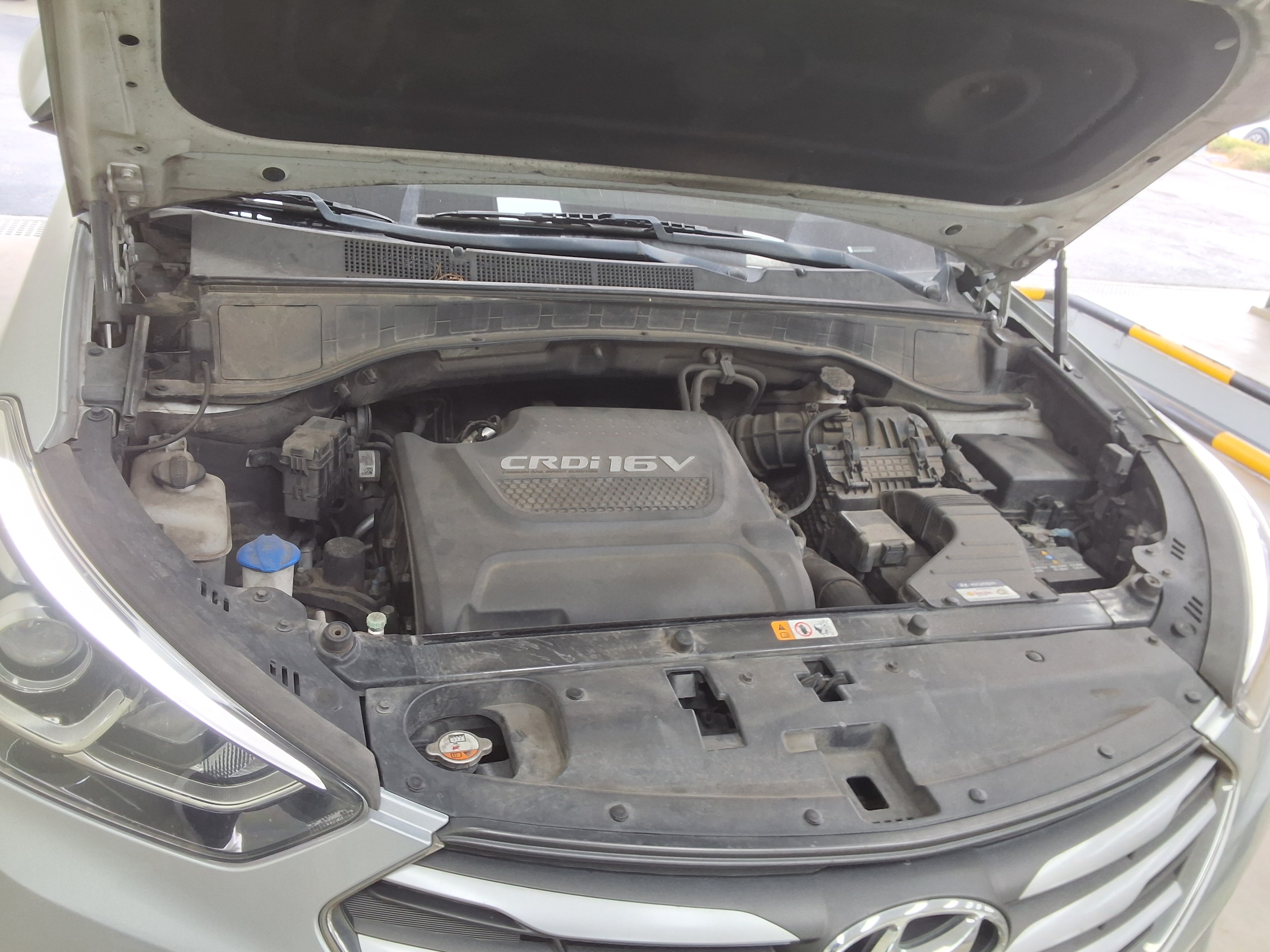 Hyundai Santa Fe 2016 - Image 19
