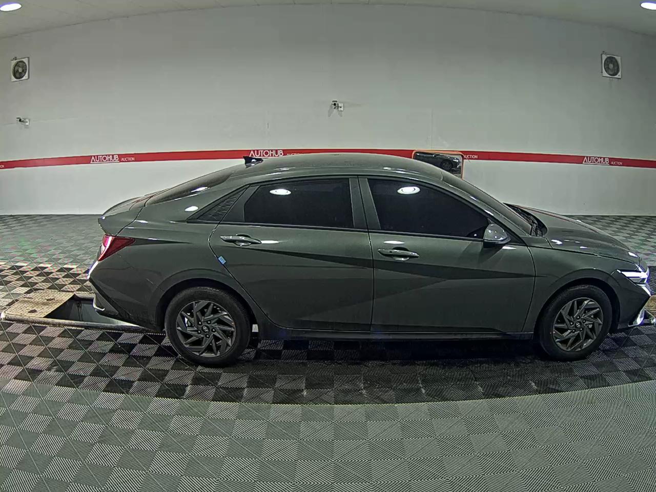 Hyundai  더 2026 - Image 3