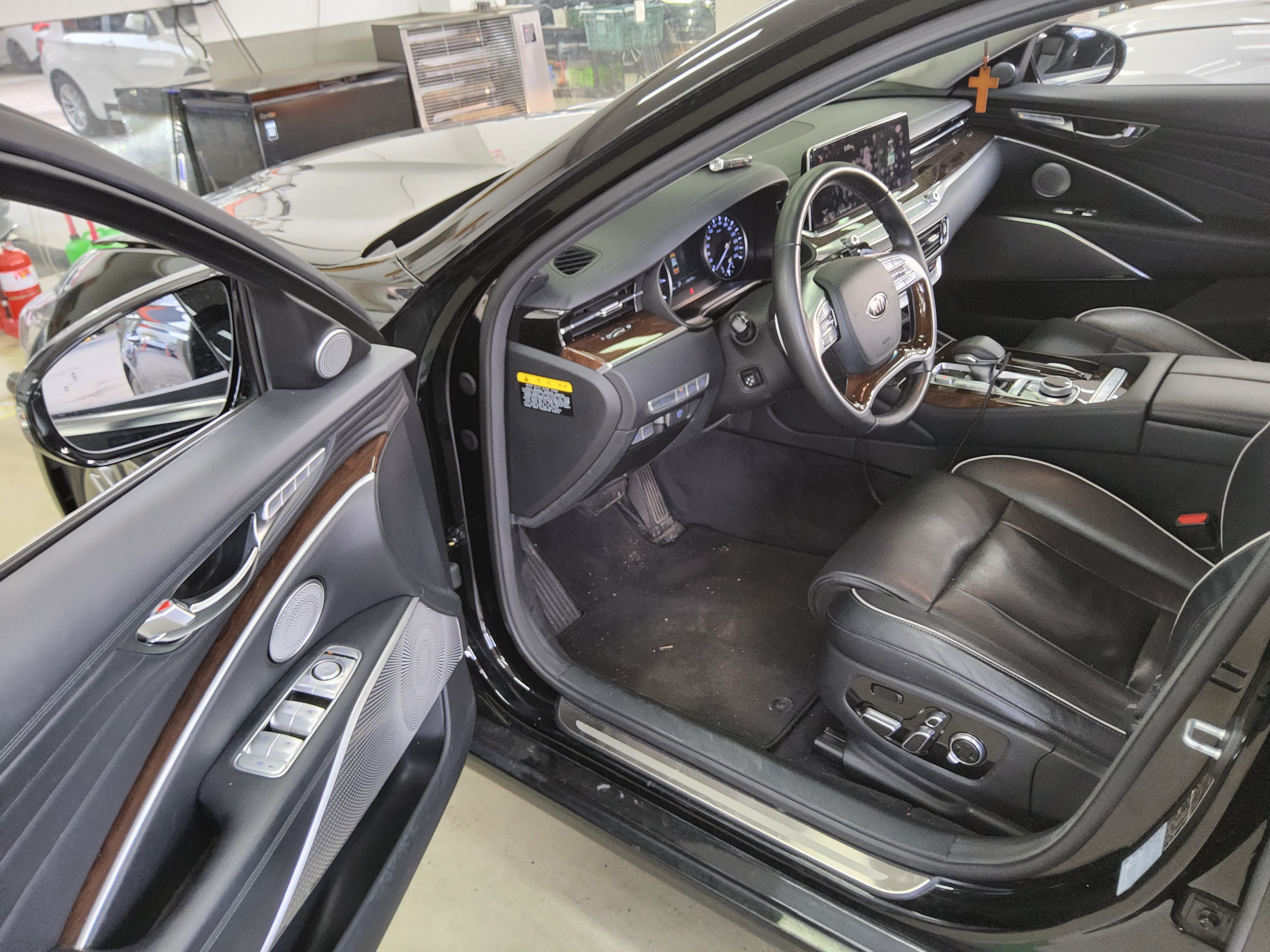 Kia K9 2019 - Image 9