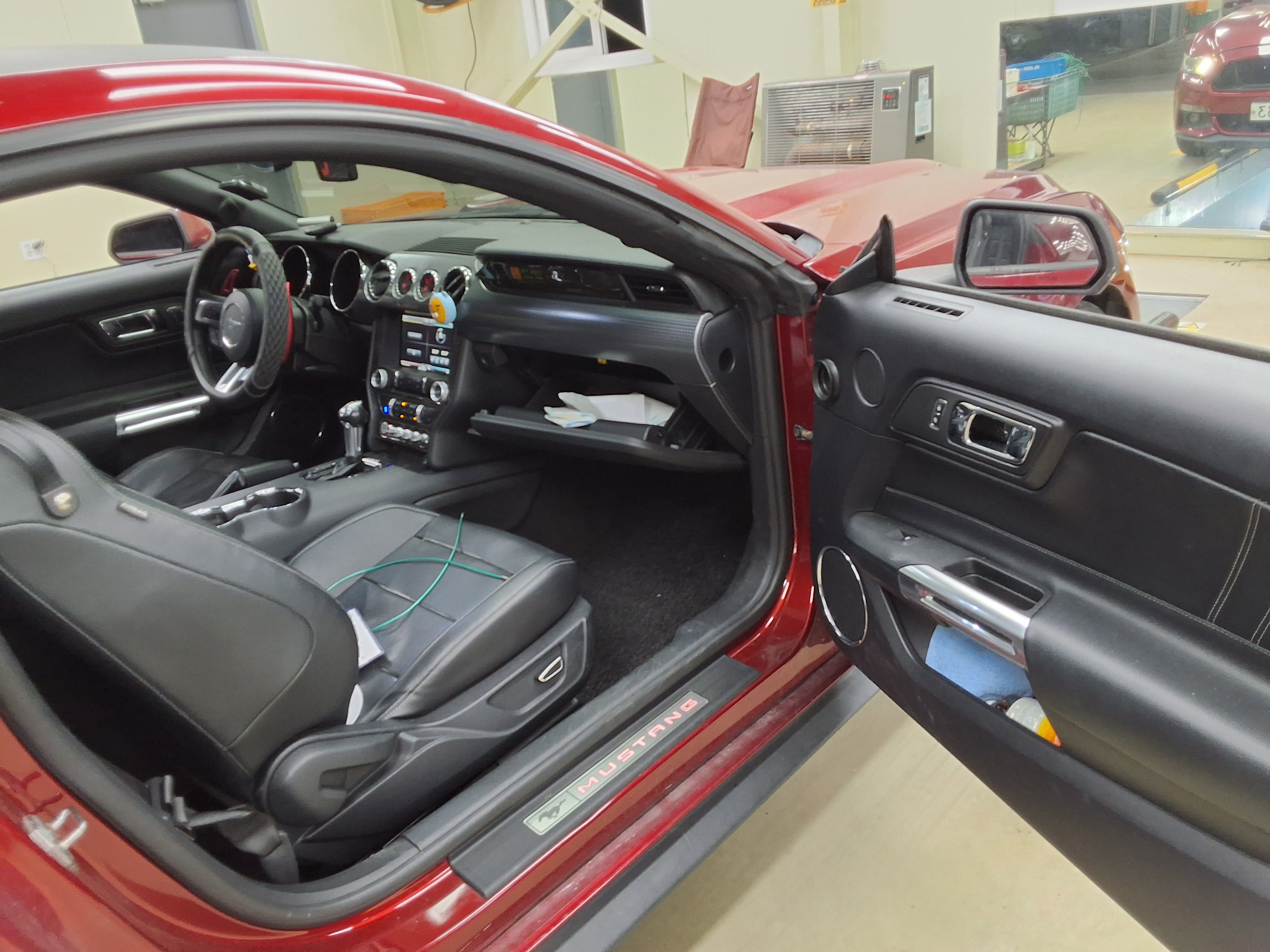 فورد فورد موستانج 2015 - صورة 11