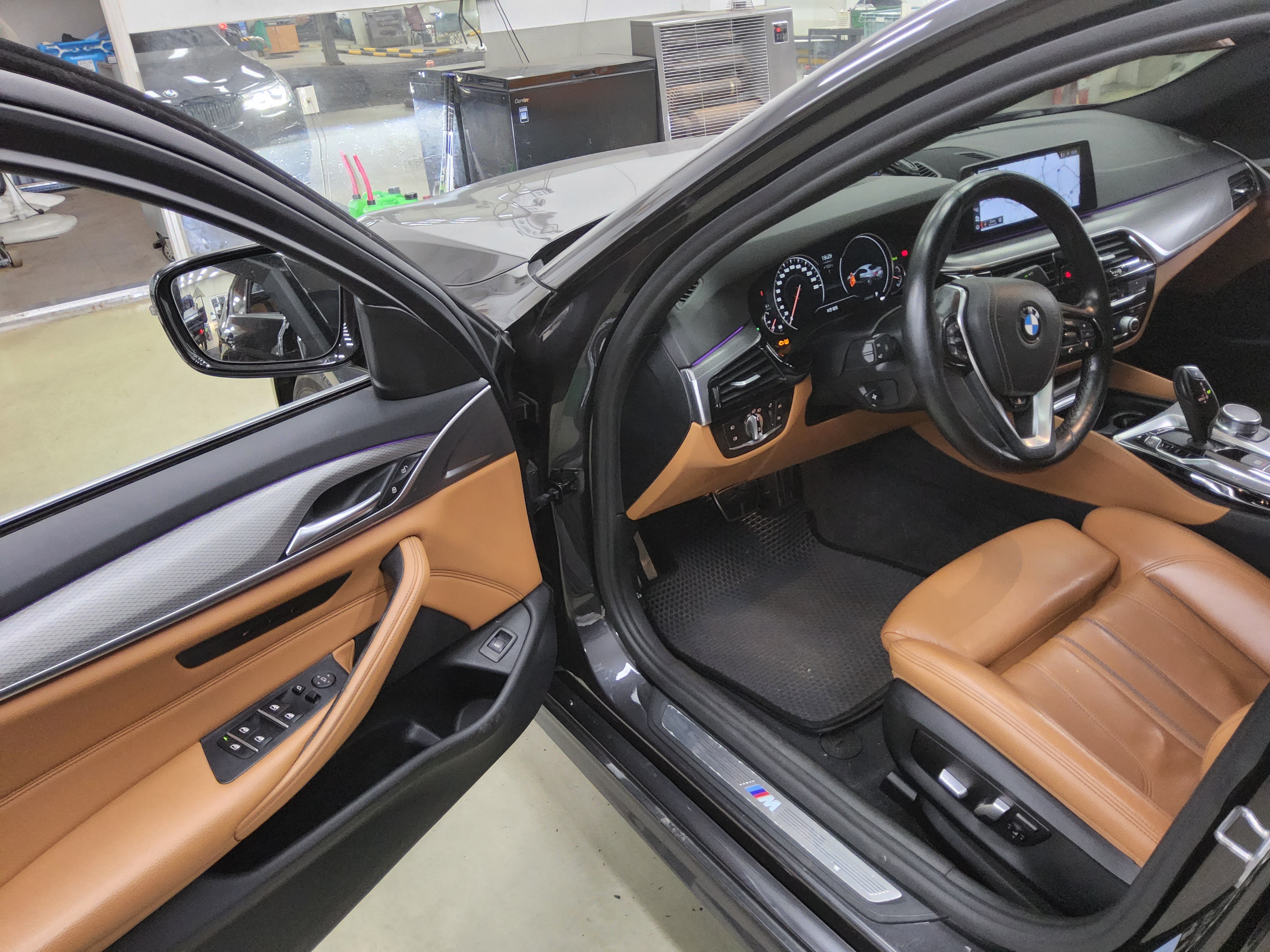 بي إم دبليو الفئة 5 2018 - صورة 9