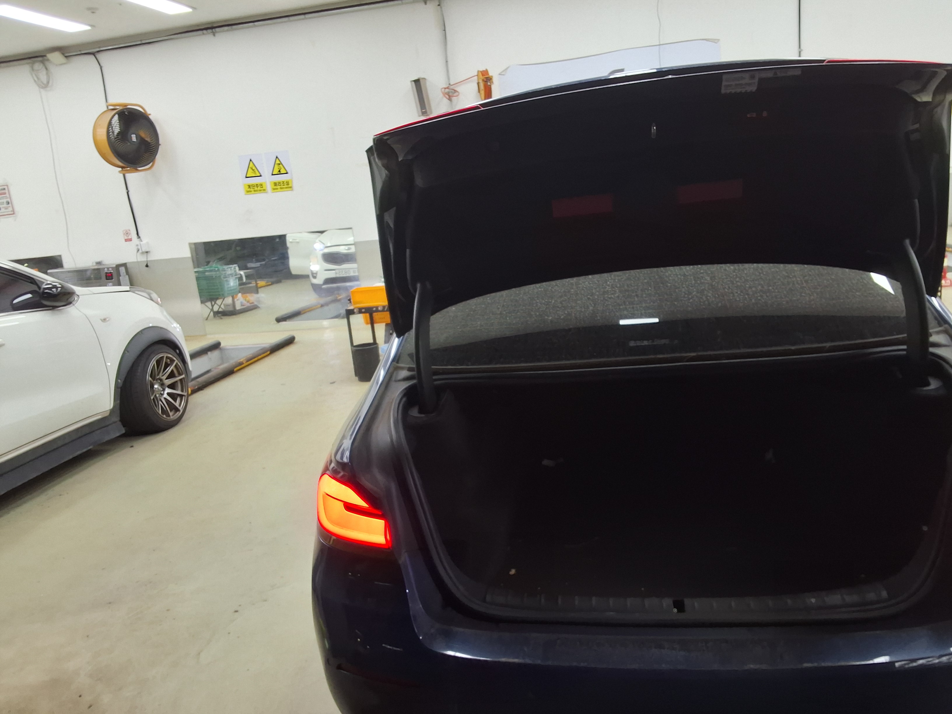 BMW 5 Series - 14