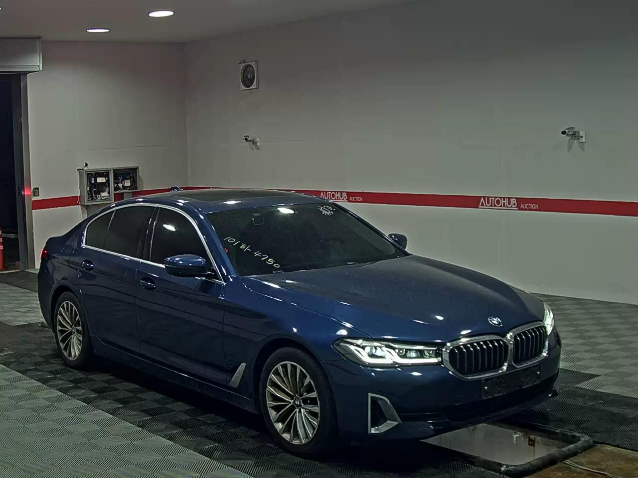 BMW 5 Series - 2
