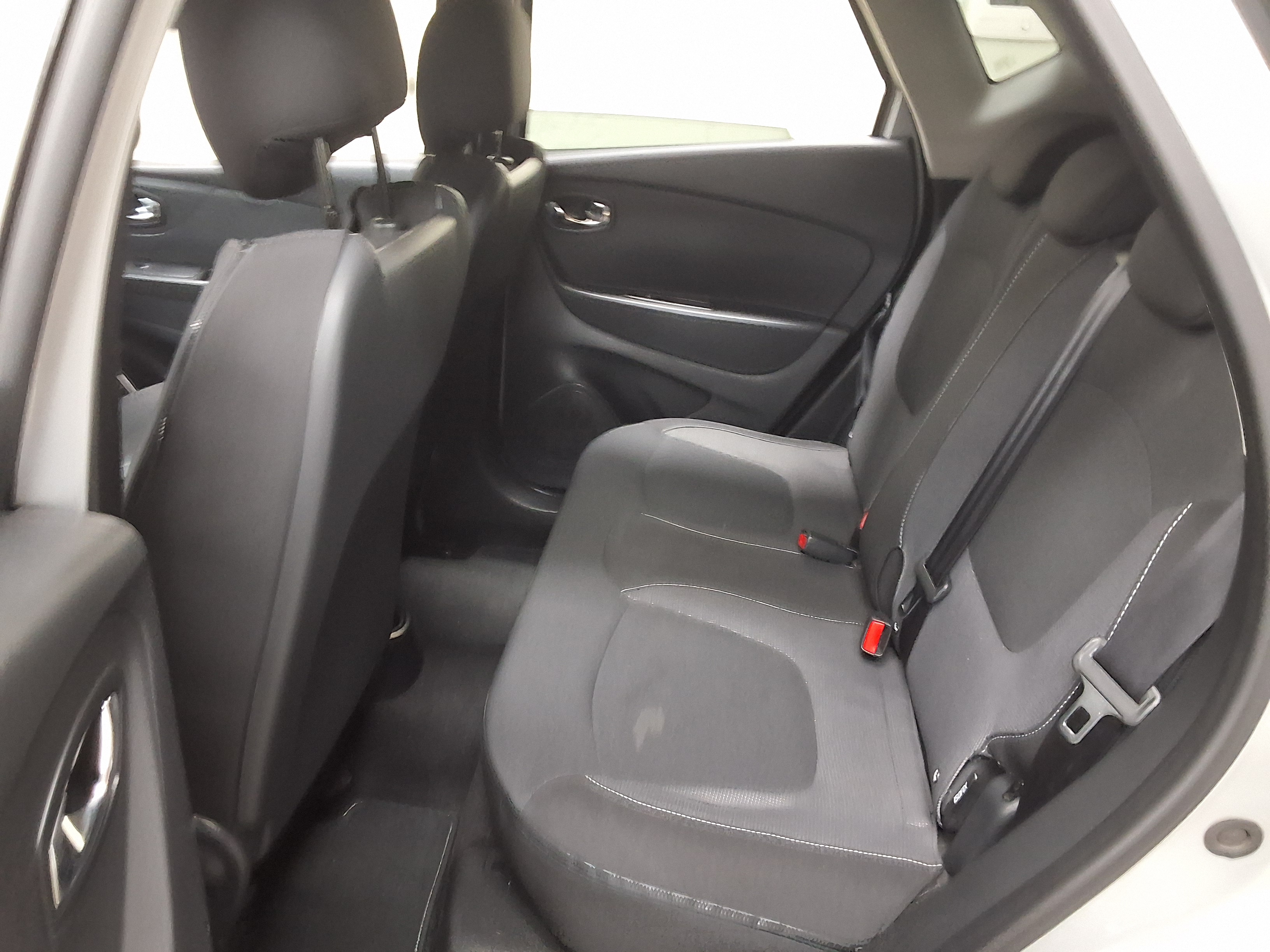 Renault Samsung QM3 2015 - Image 11