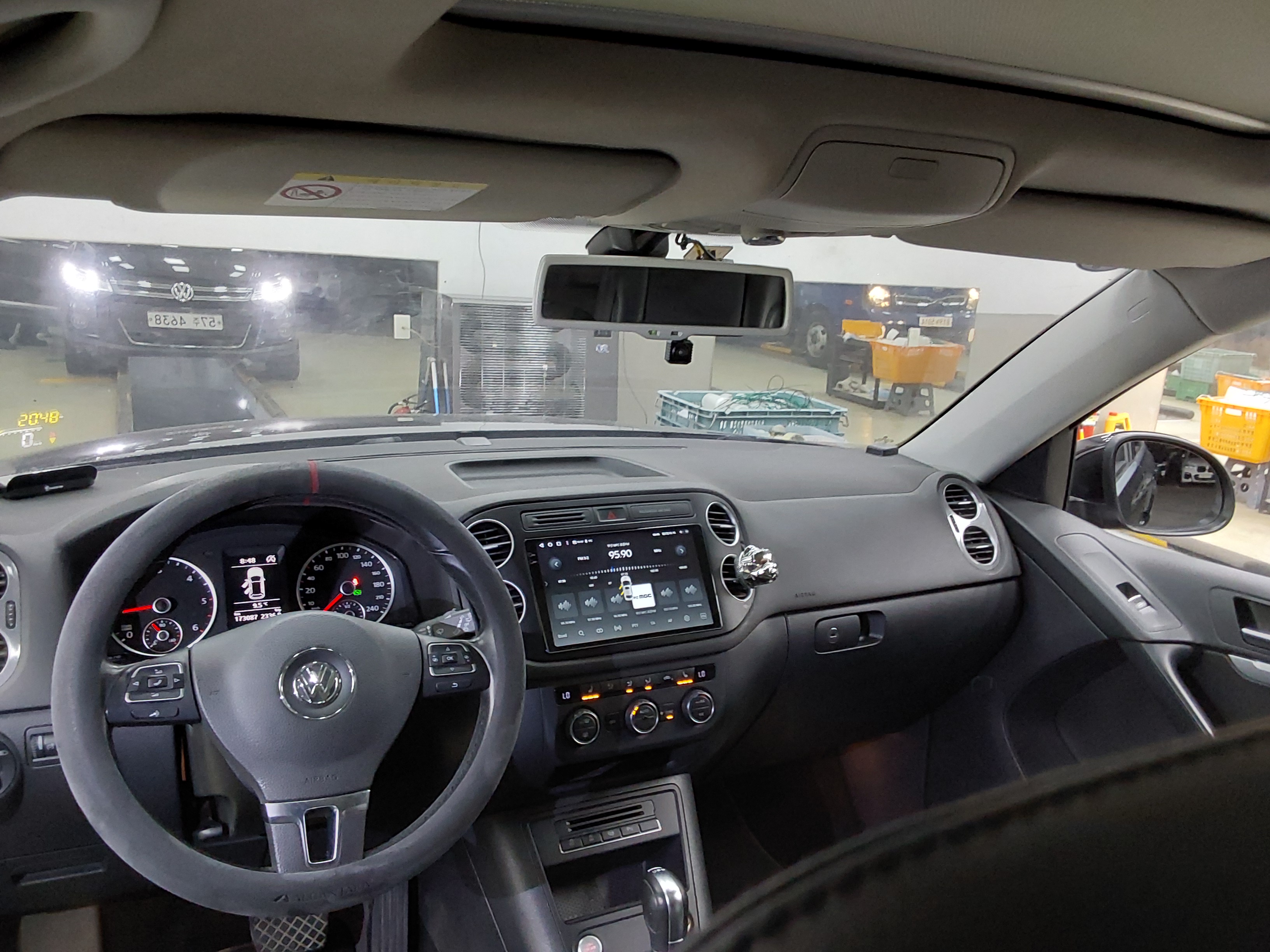 فولكس فاجن تيجوان 2016 - صورة 10