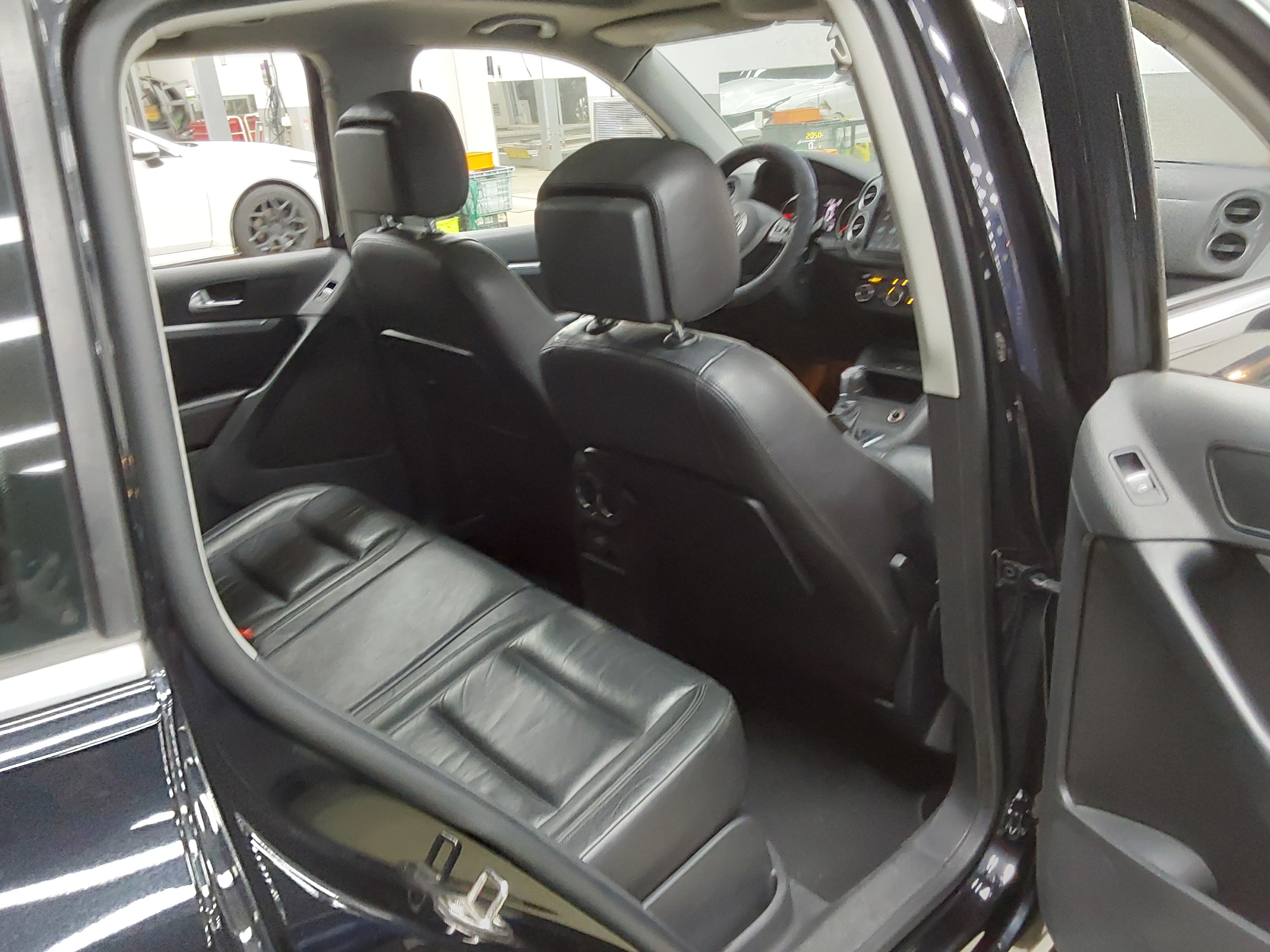 فولكس فاجن تيجوان 2016 - صورة 12