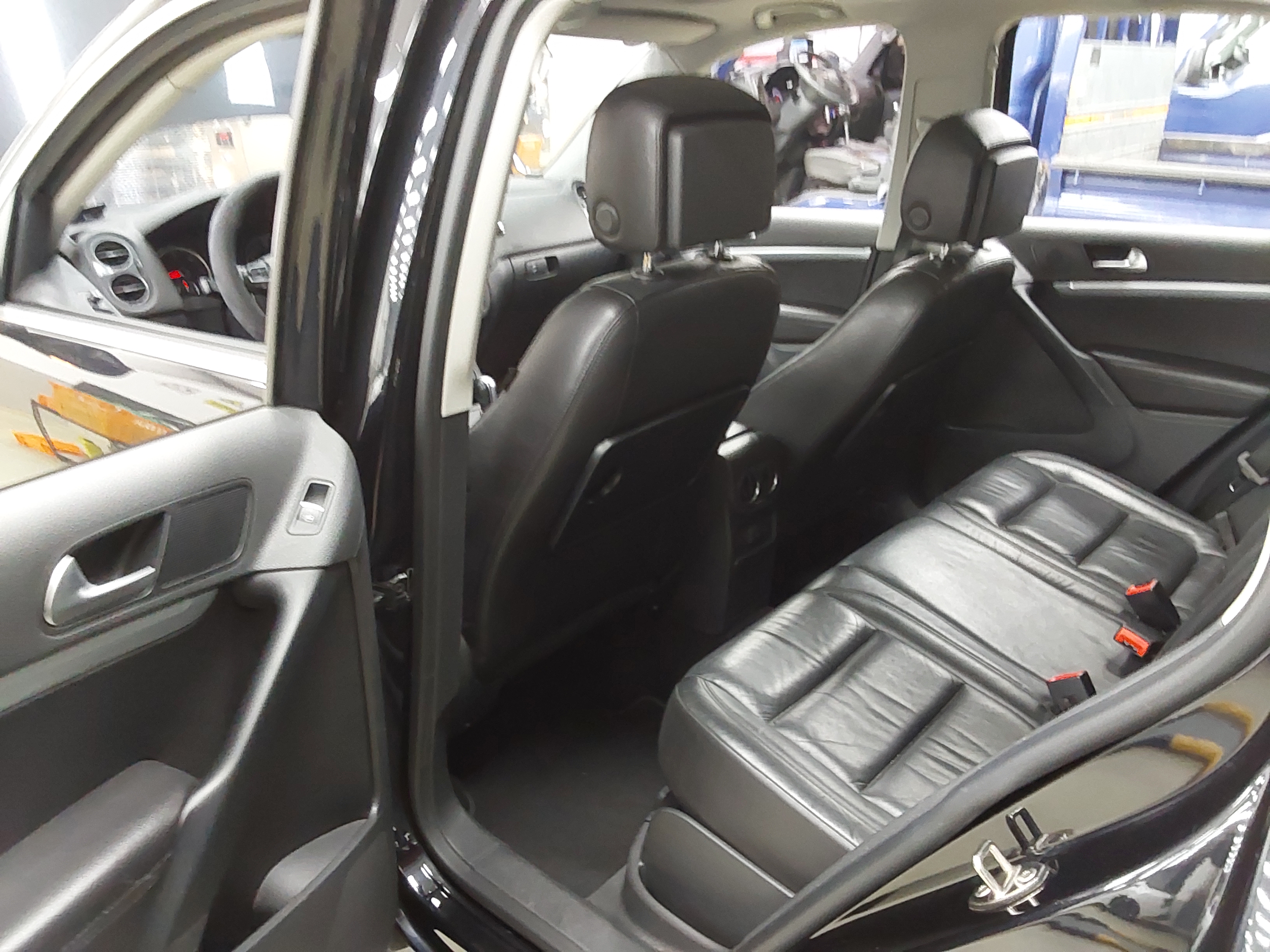 فولكس فاجن تيجوان 2016 - صورة 11