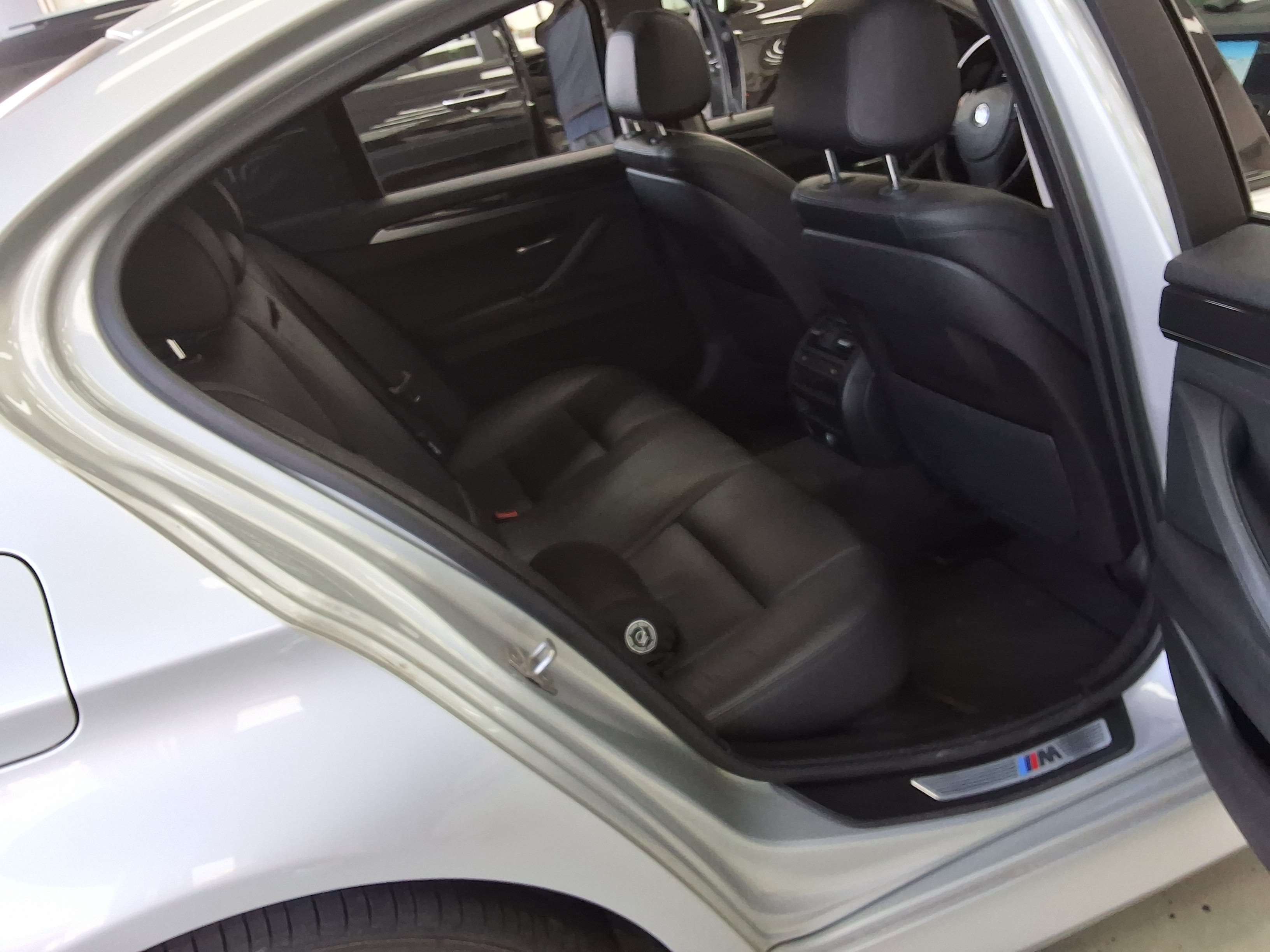 بي إم دبليو الفئة 5 2016 - صورة 12