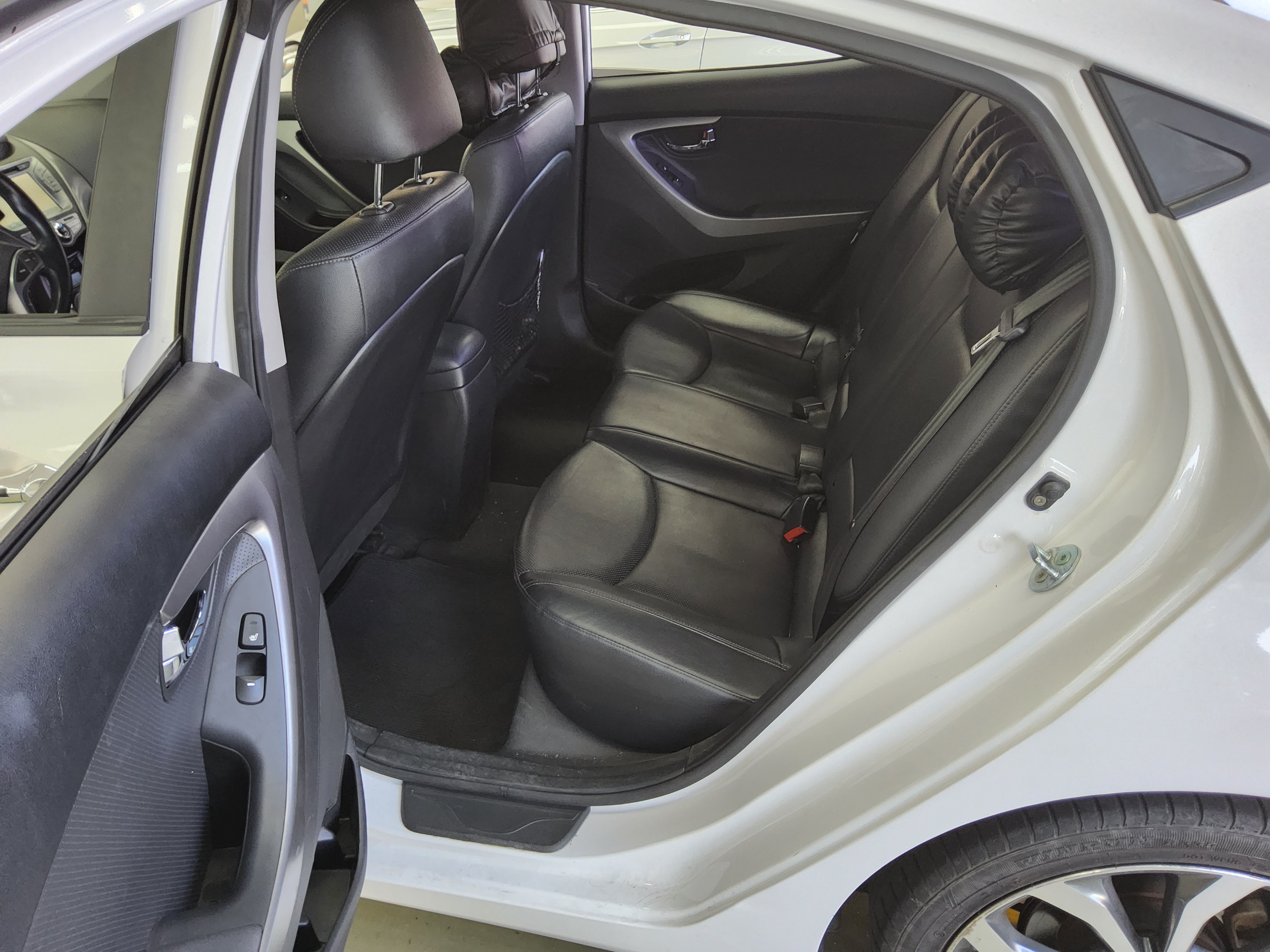 Hyundai  아반떼MD 2013 - Image 11